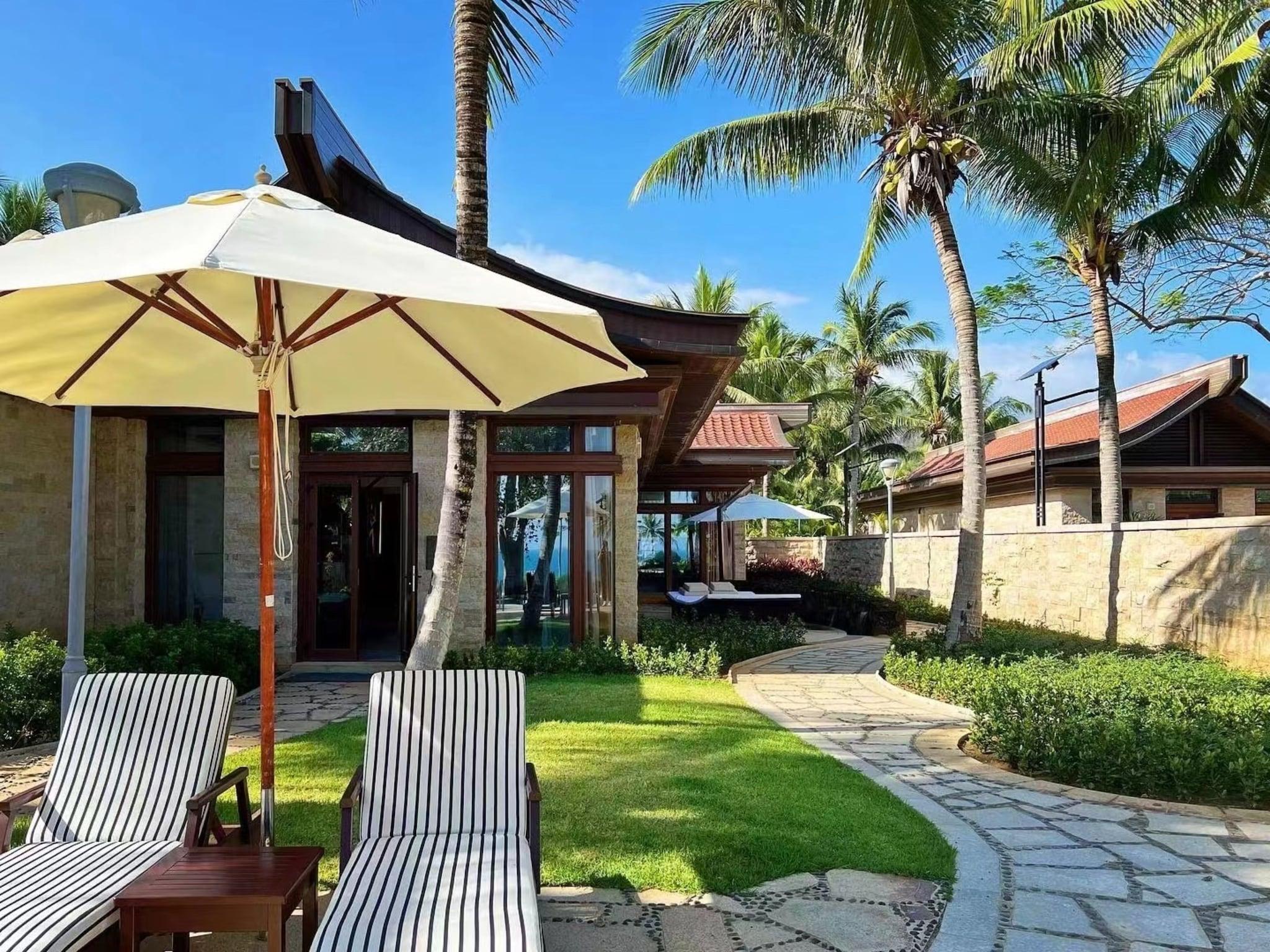 Suite Garden View King Bed