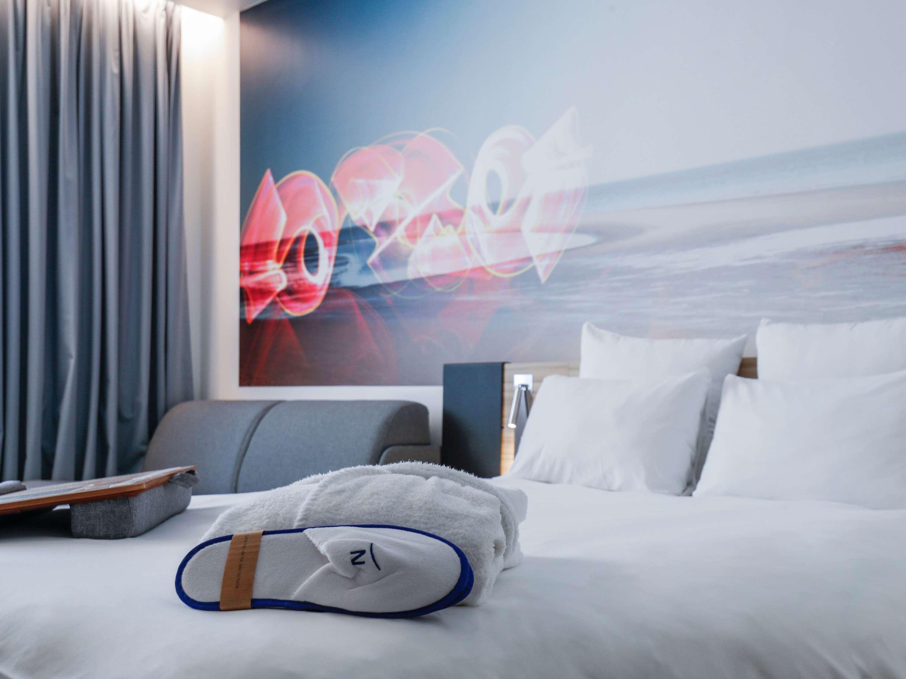 Double Superior Queen Bed