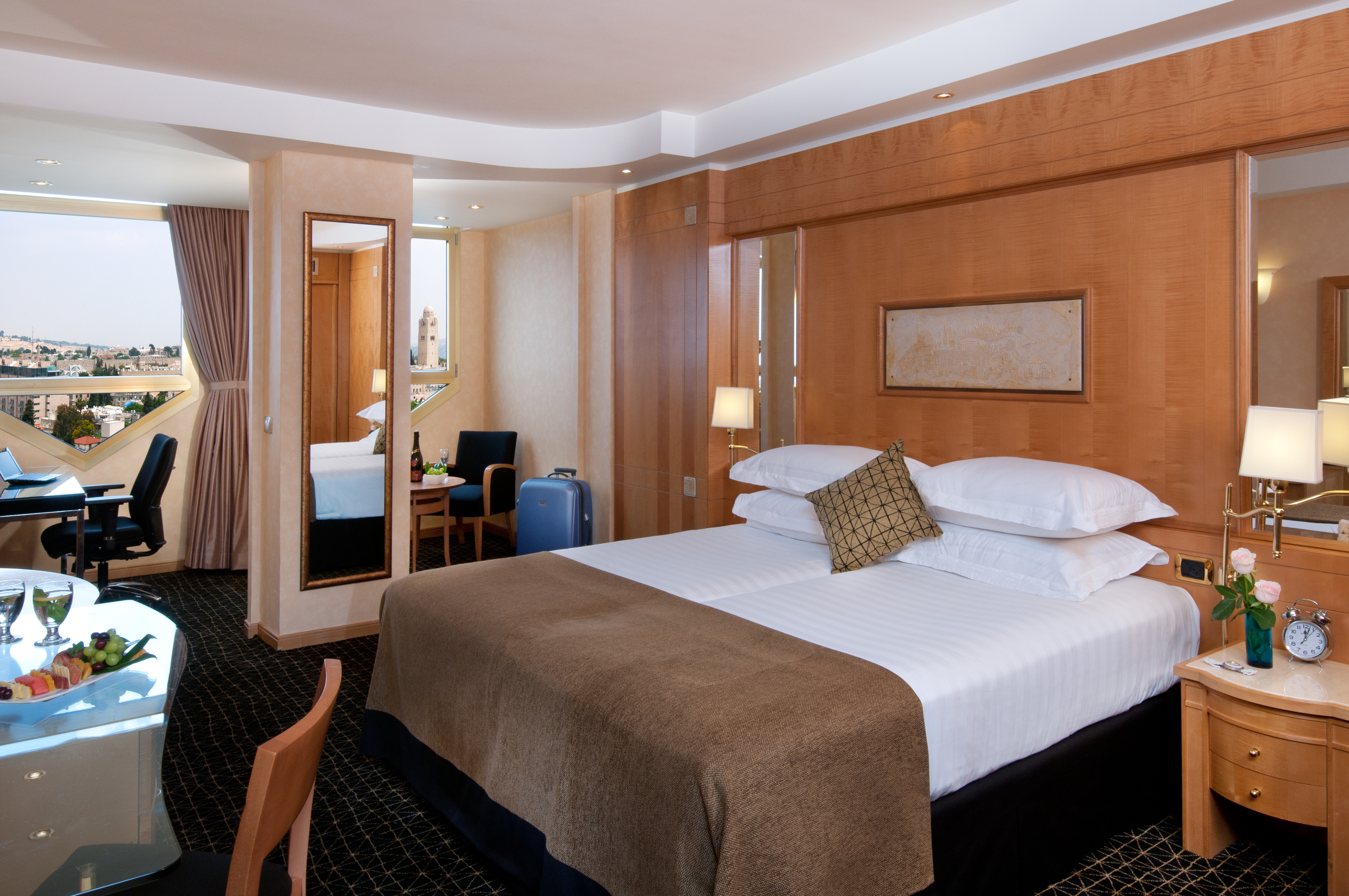 Double or Twin Executive