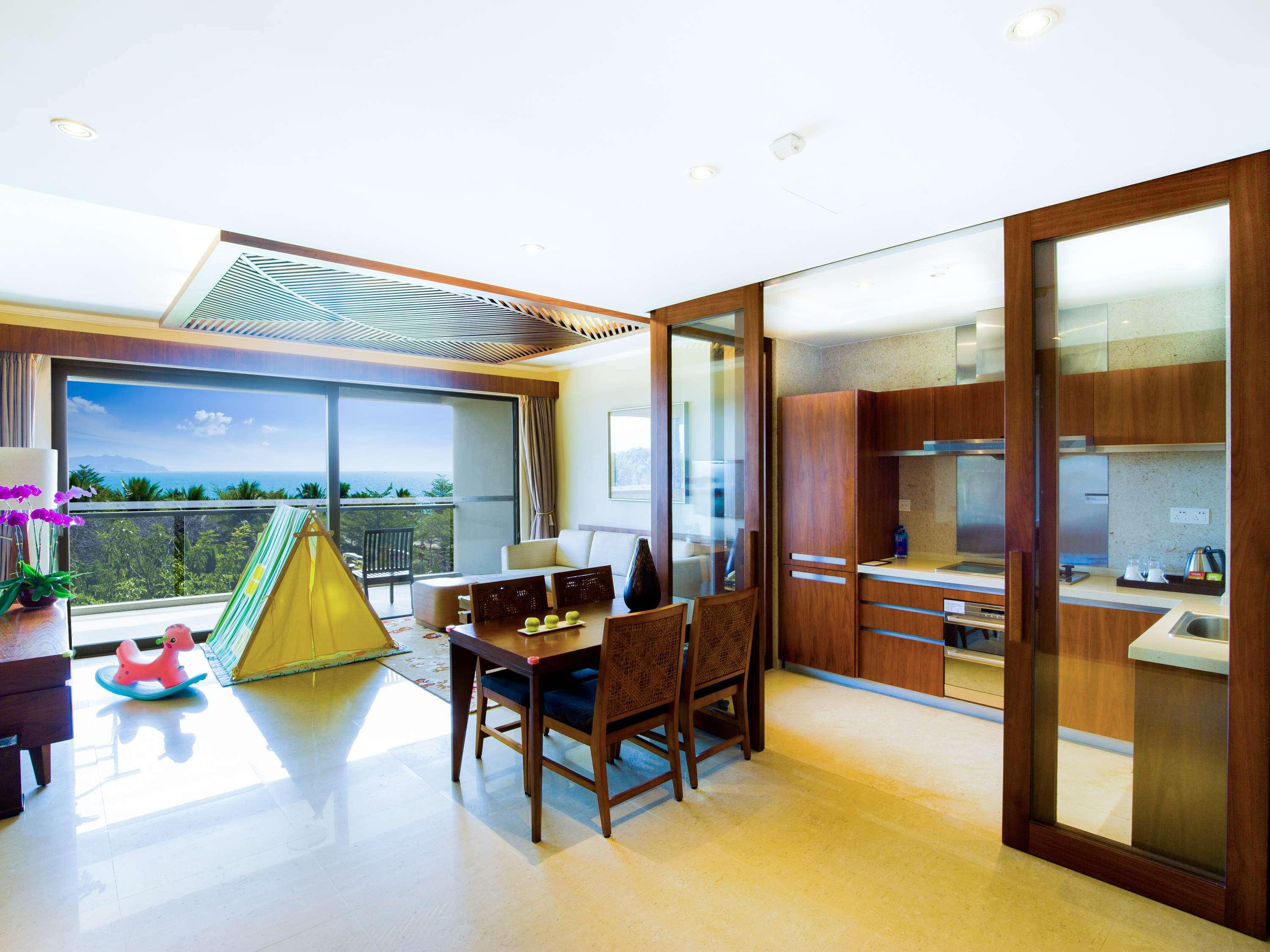 Suite Garden View King Bed