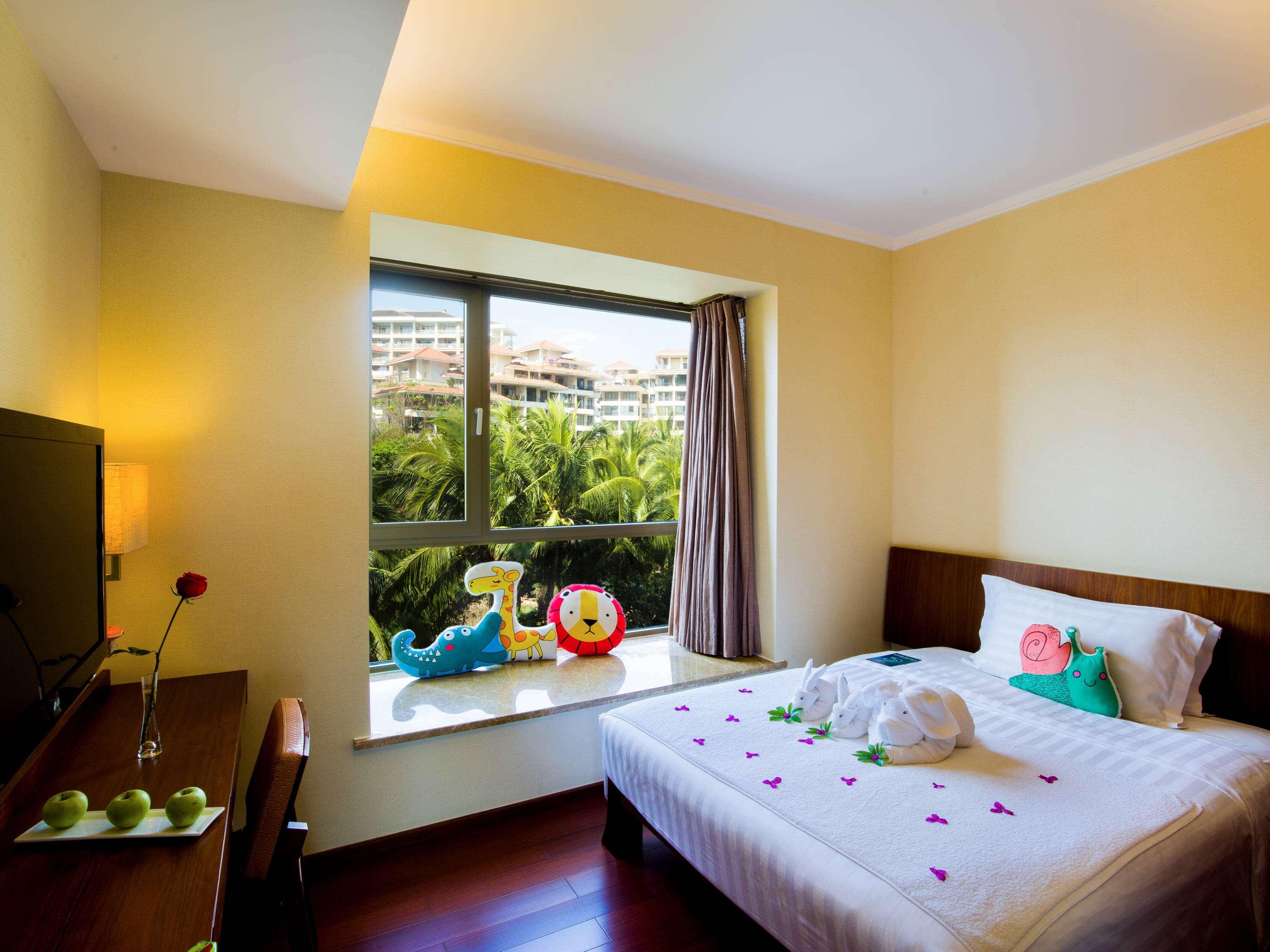 Suite Garden View King Bed