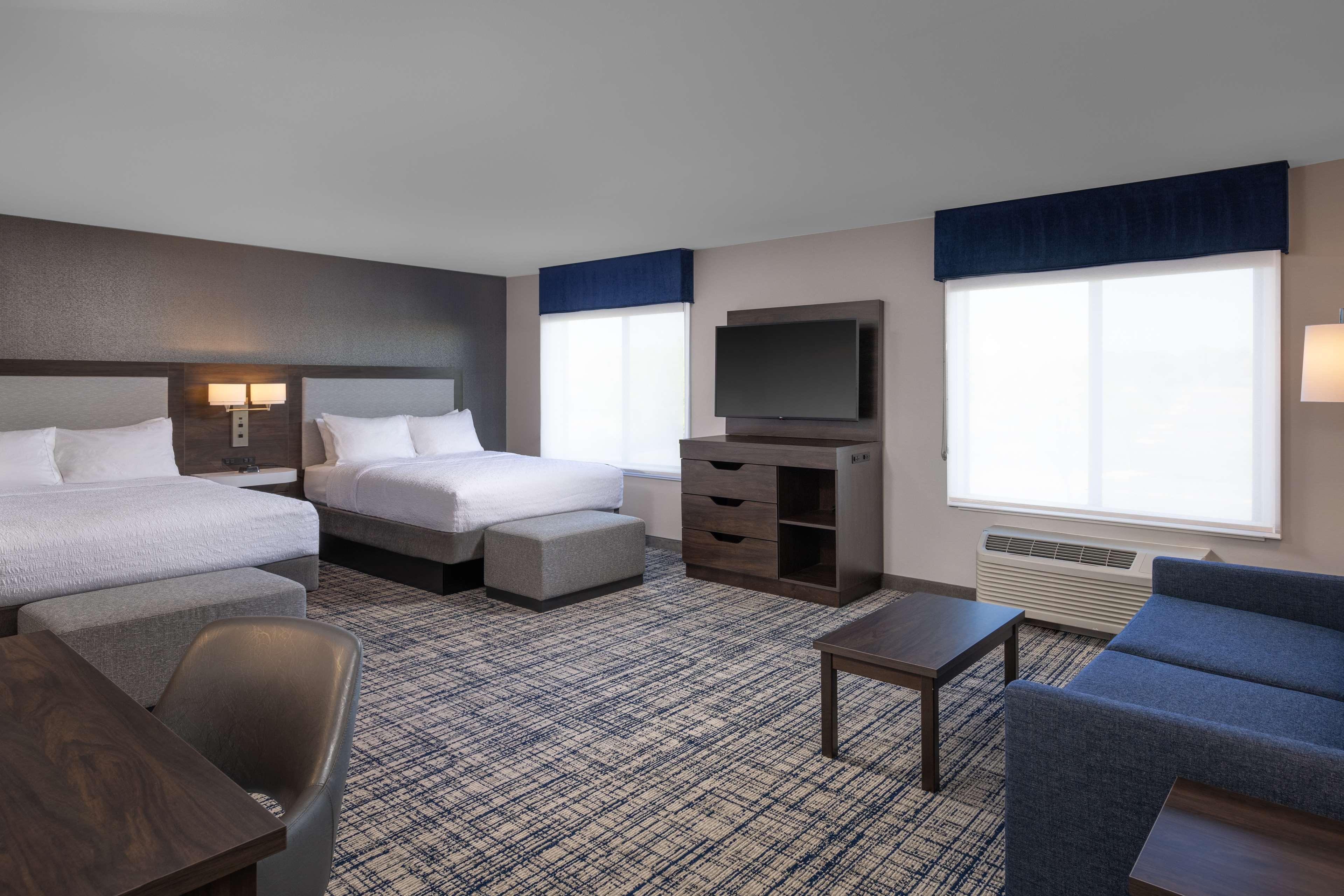 Suite Two Queen Beds