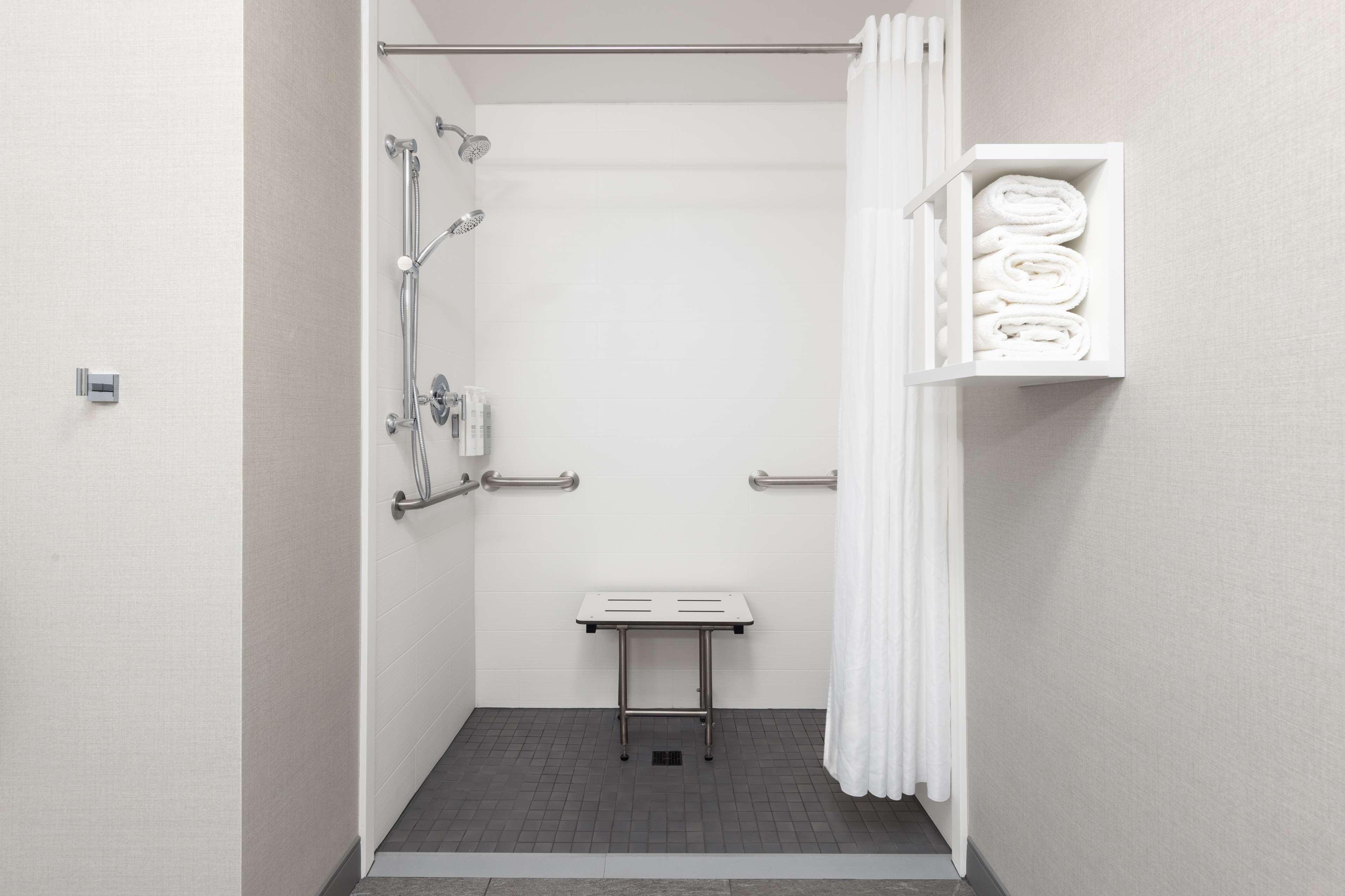 Studio King Size Bed