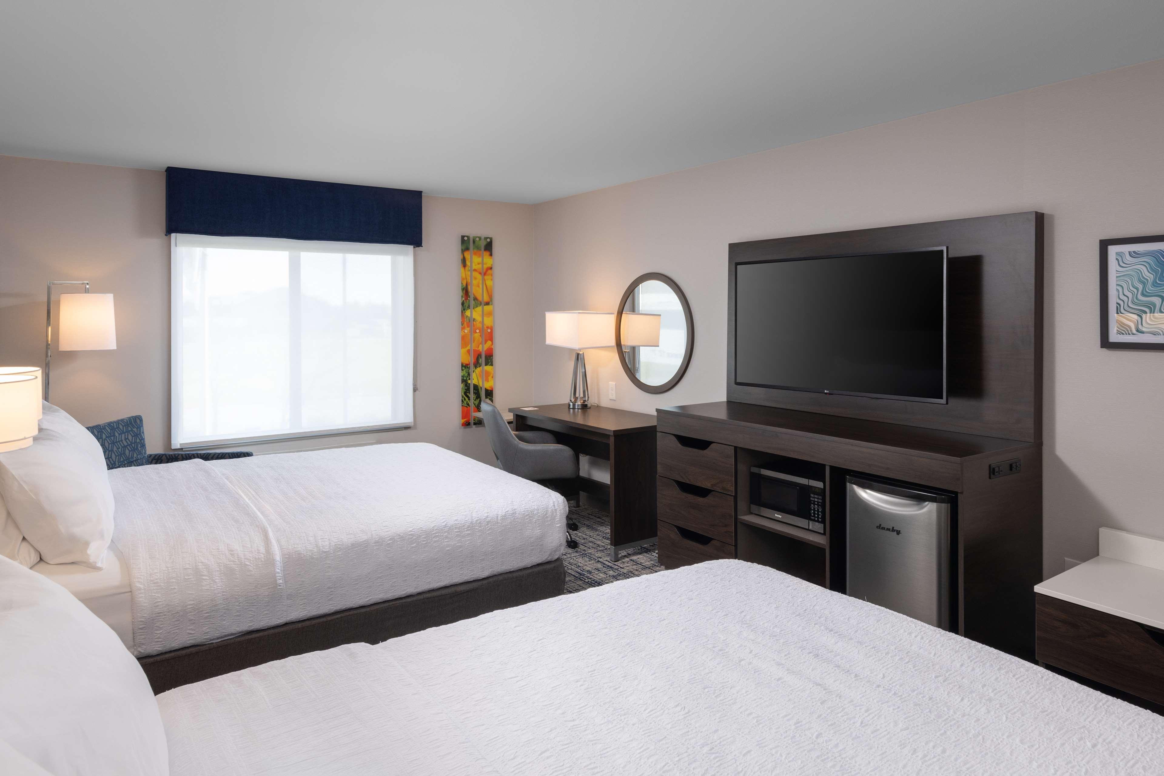 Double Two Queen Beds Non Smoking