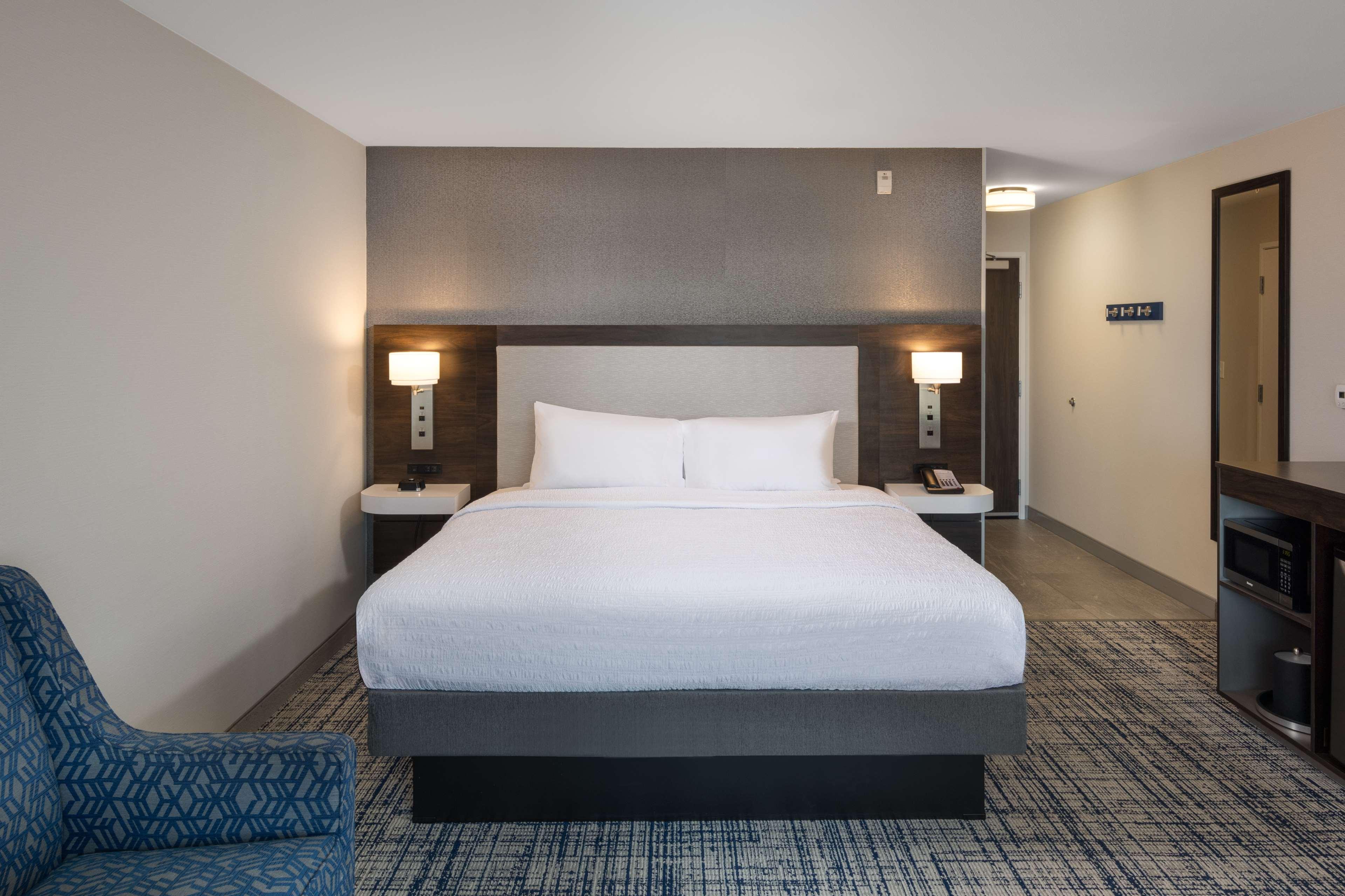 Double King Bed Non Smoking