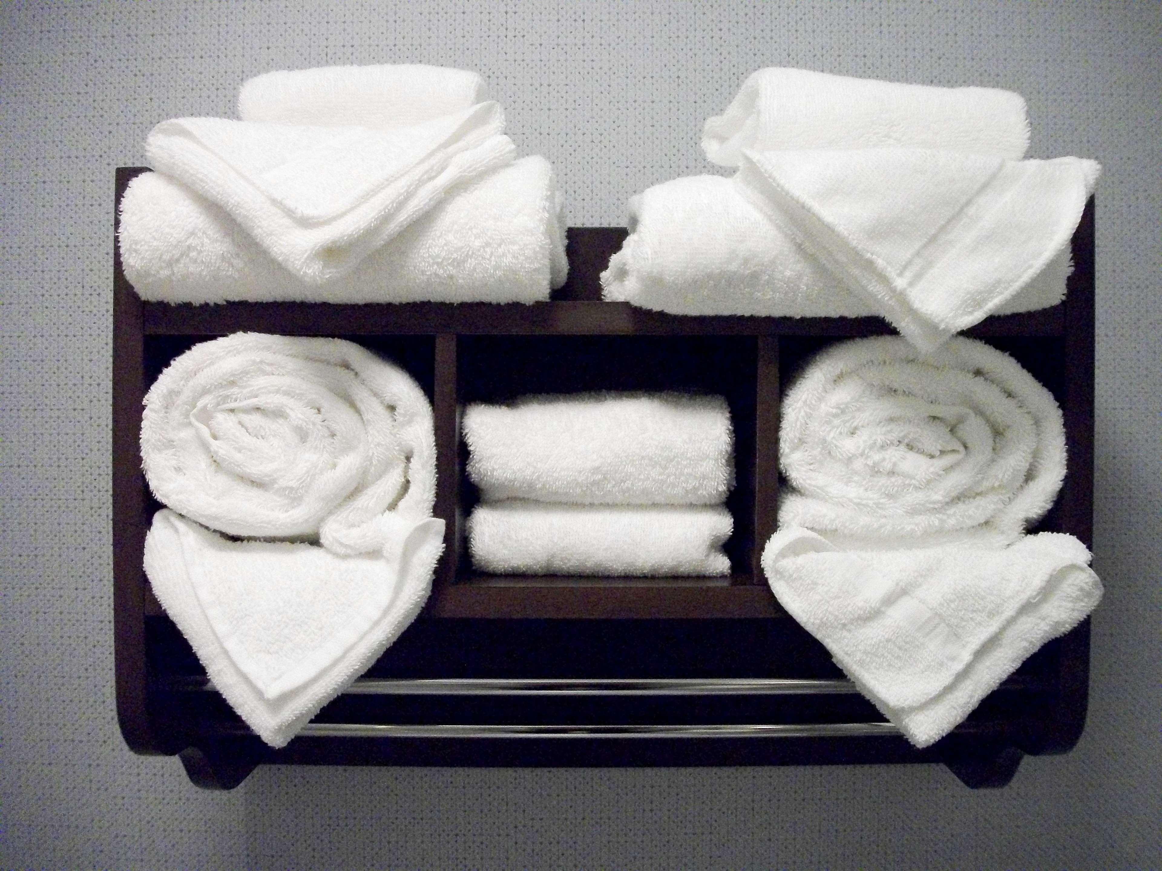 Studio King Size Bed