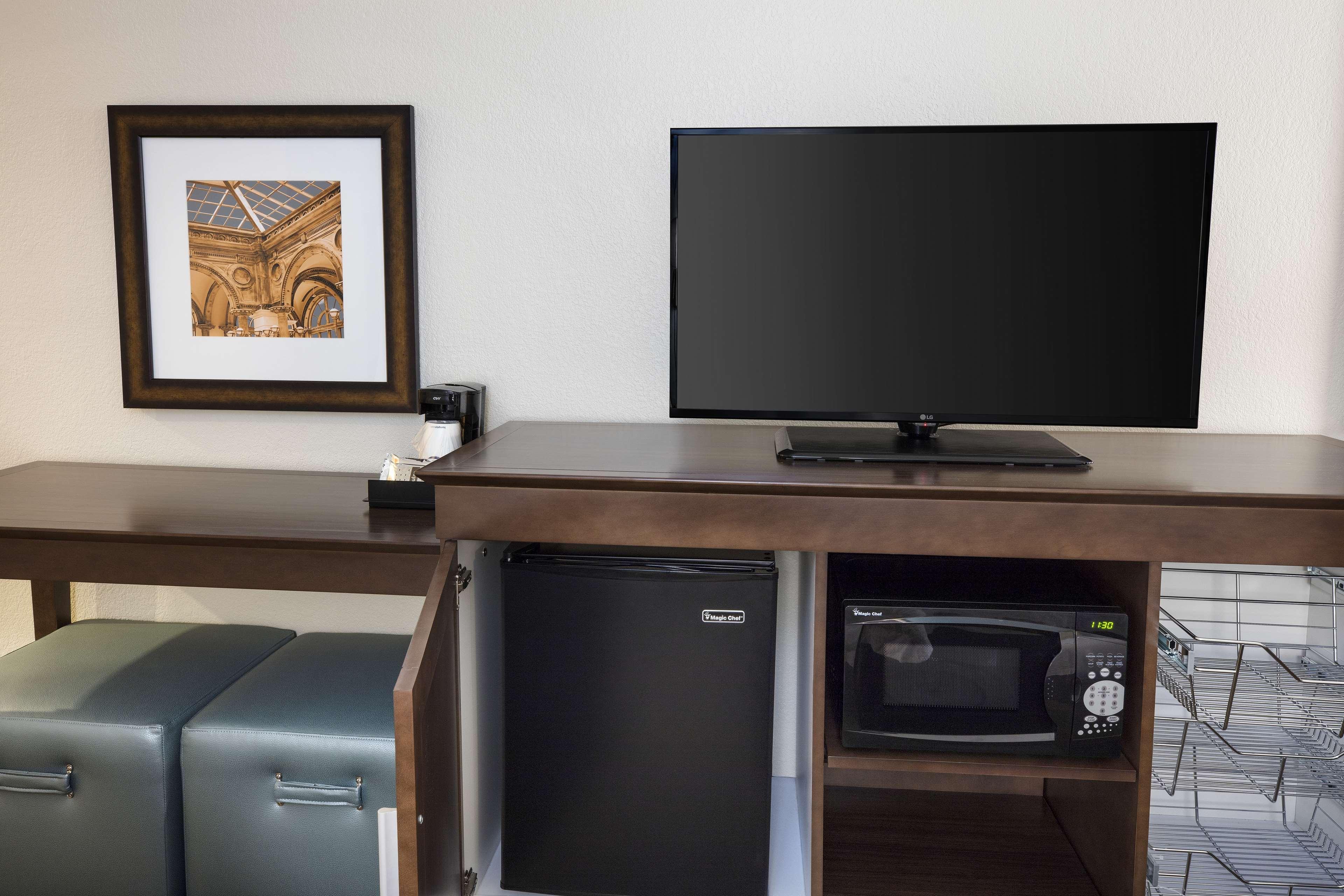 Double Two Queen Beds