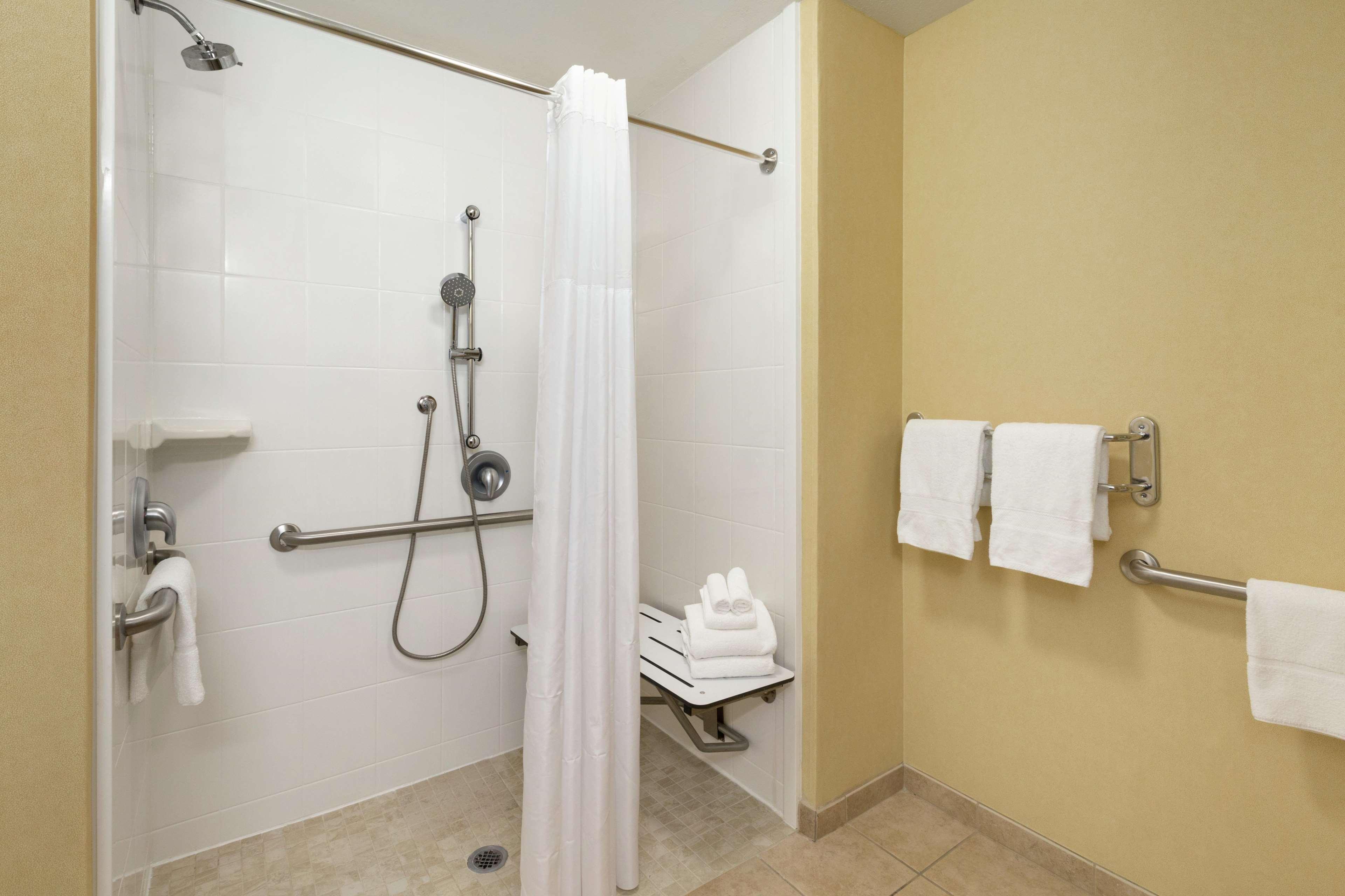 Studio King Bed Non Smoking