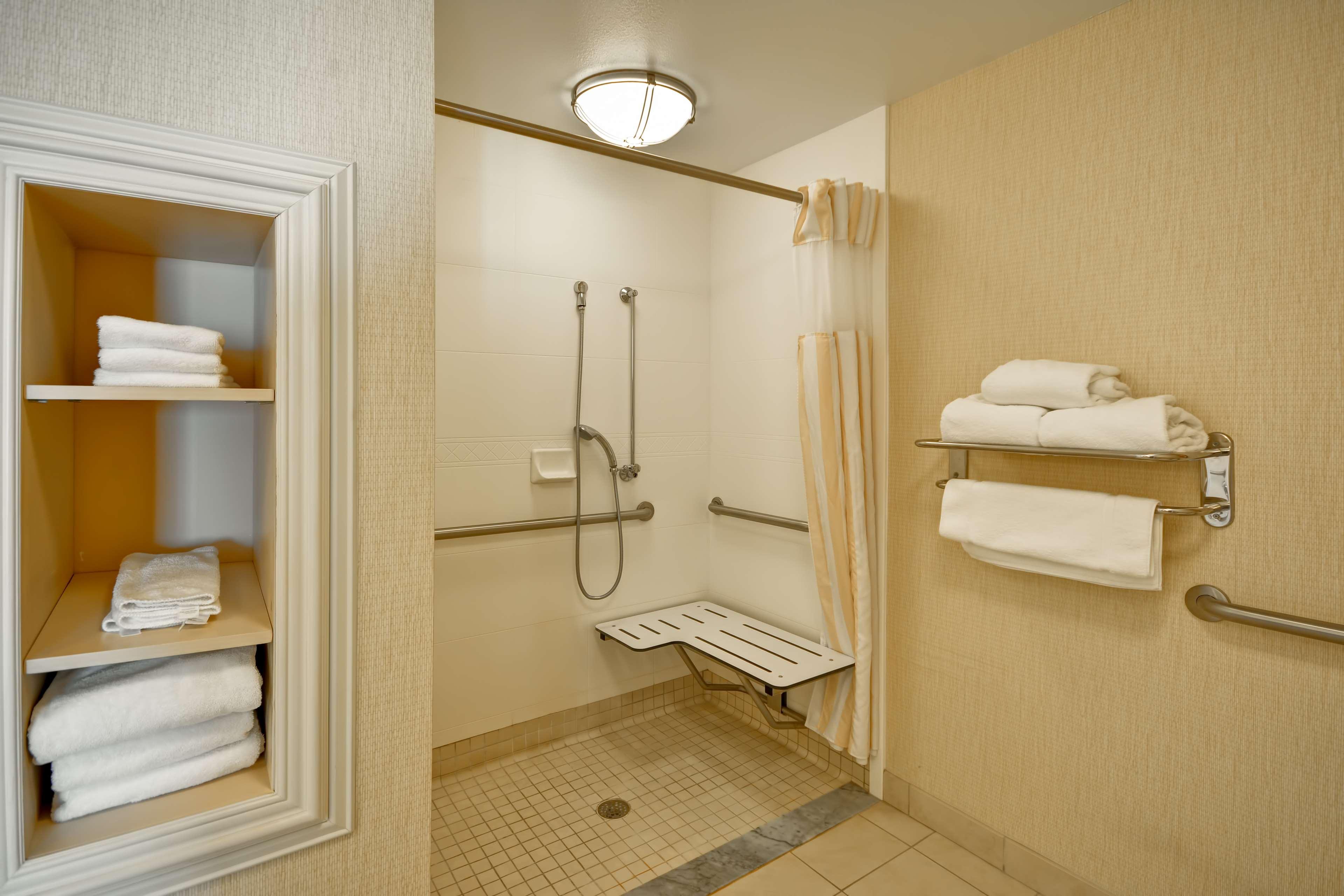 Suite Deluxe One Bedroom