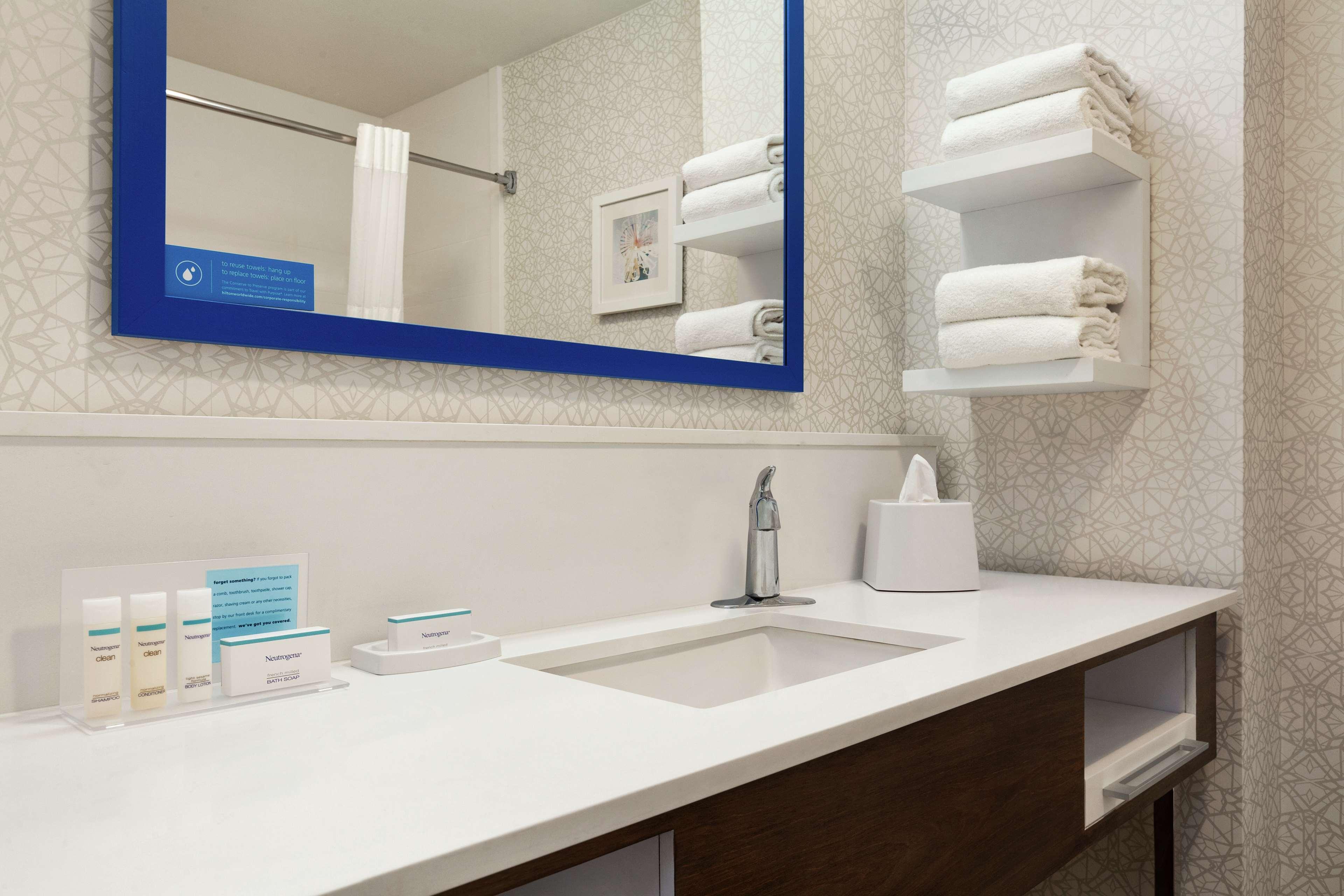 Double King Bed Non Smoking