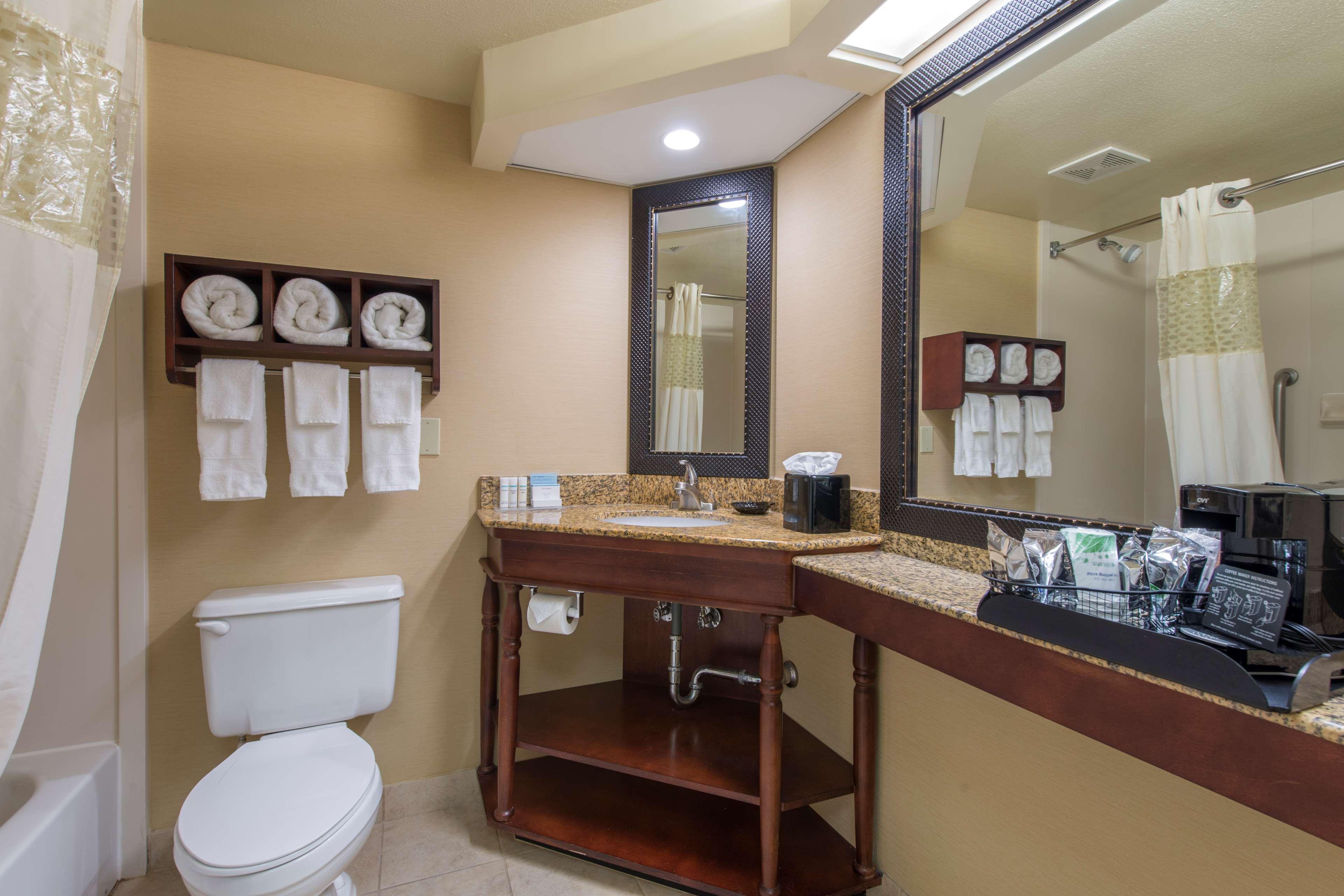 Double Two Queen Beds Non Smoking