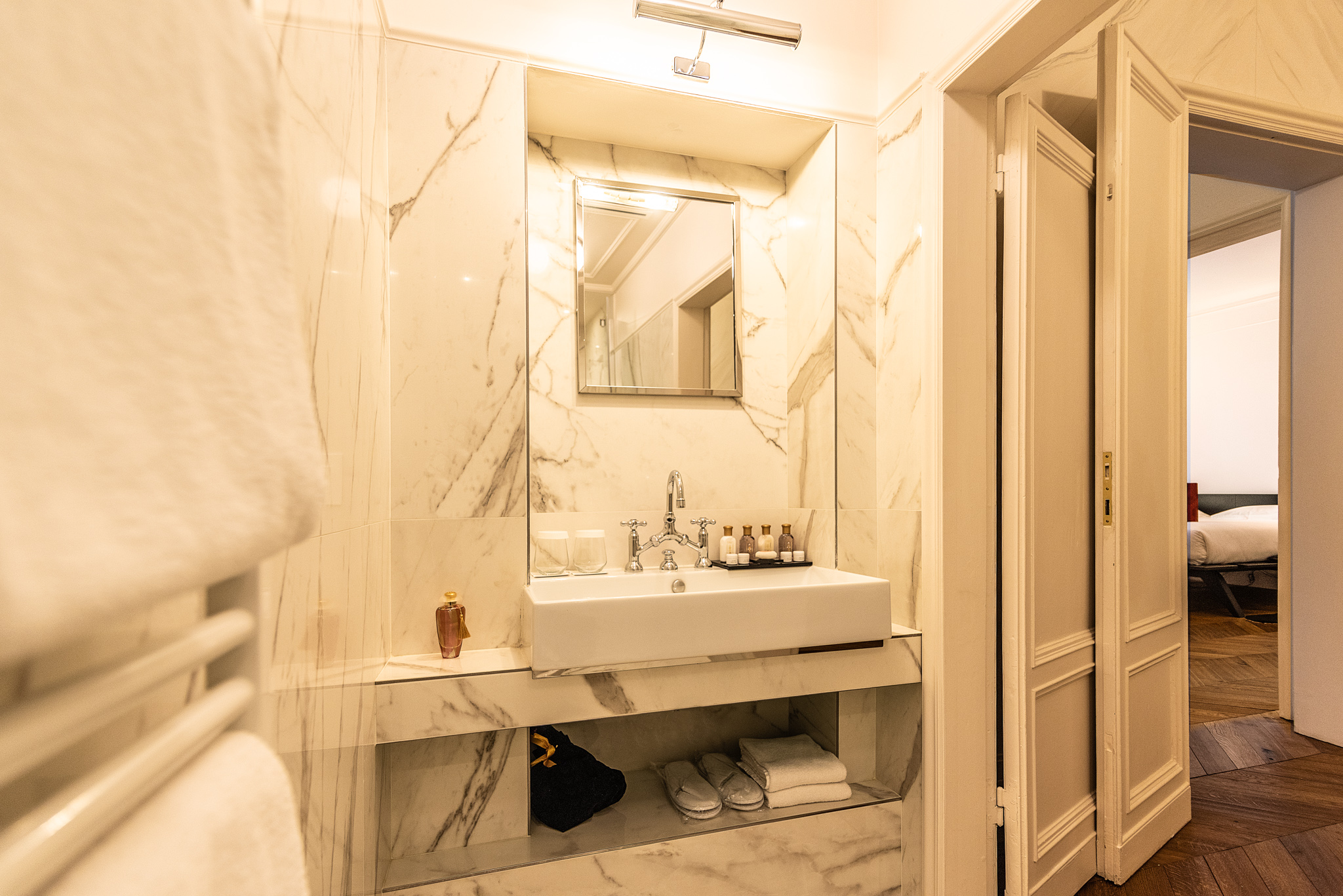 Apartment with Jacuzzi