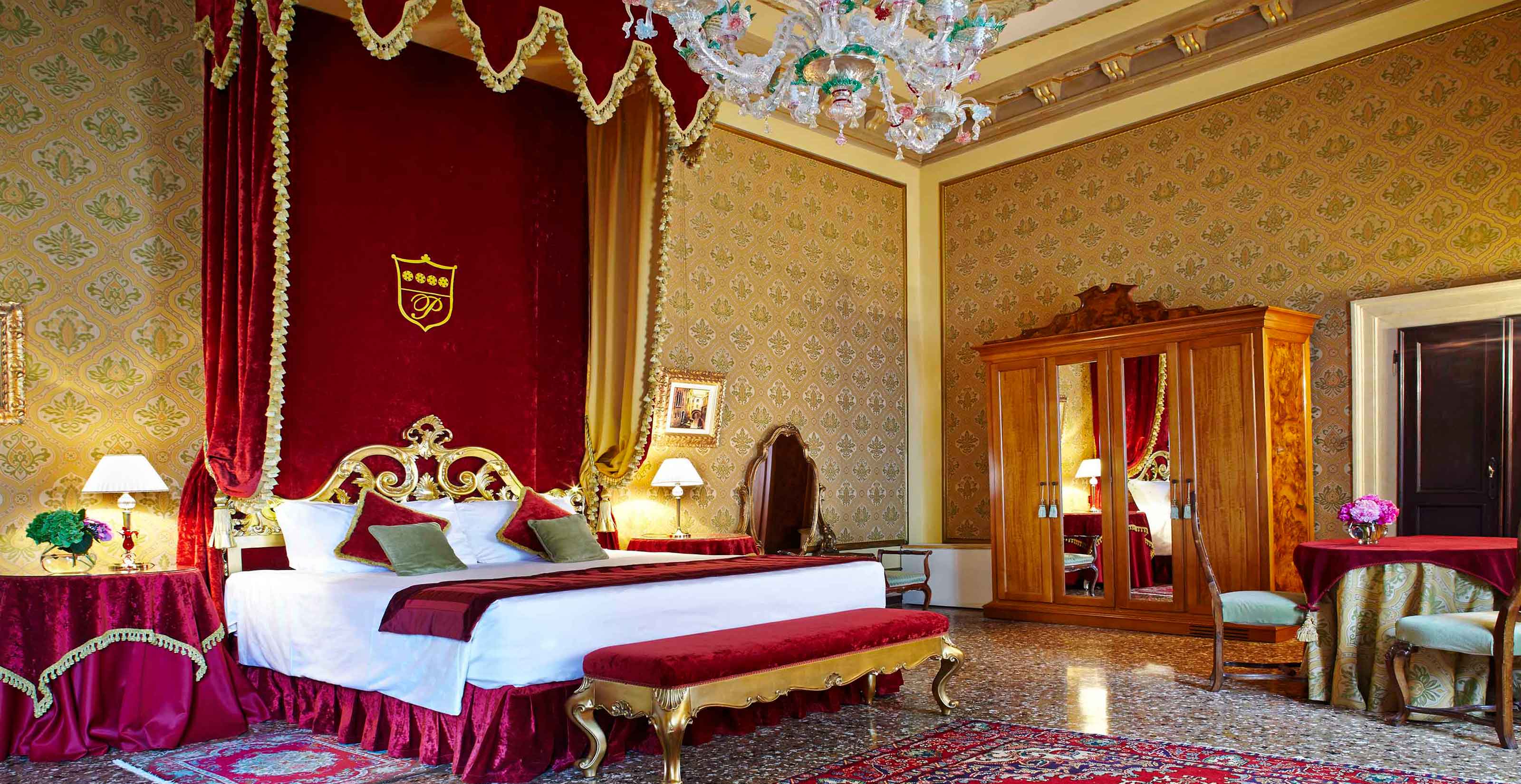 Junior Suite Canal View