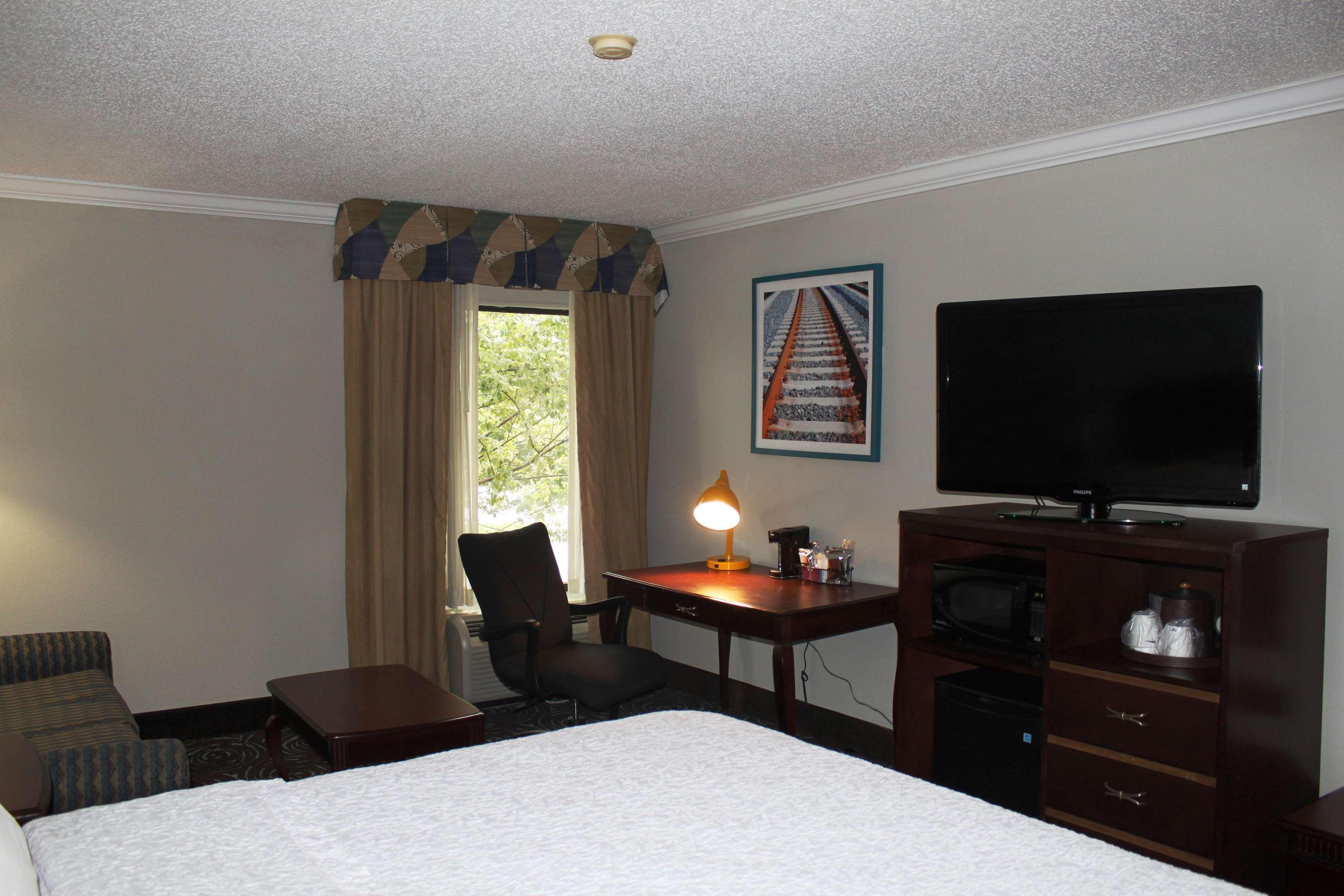 Studio King Size Bed