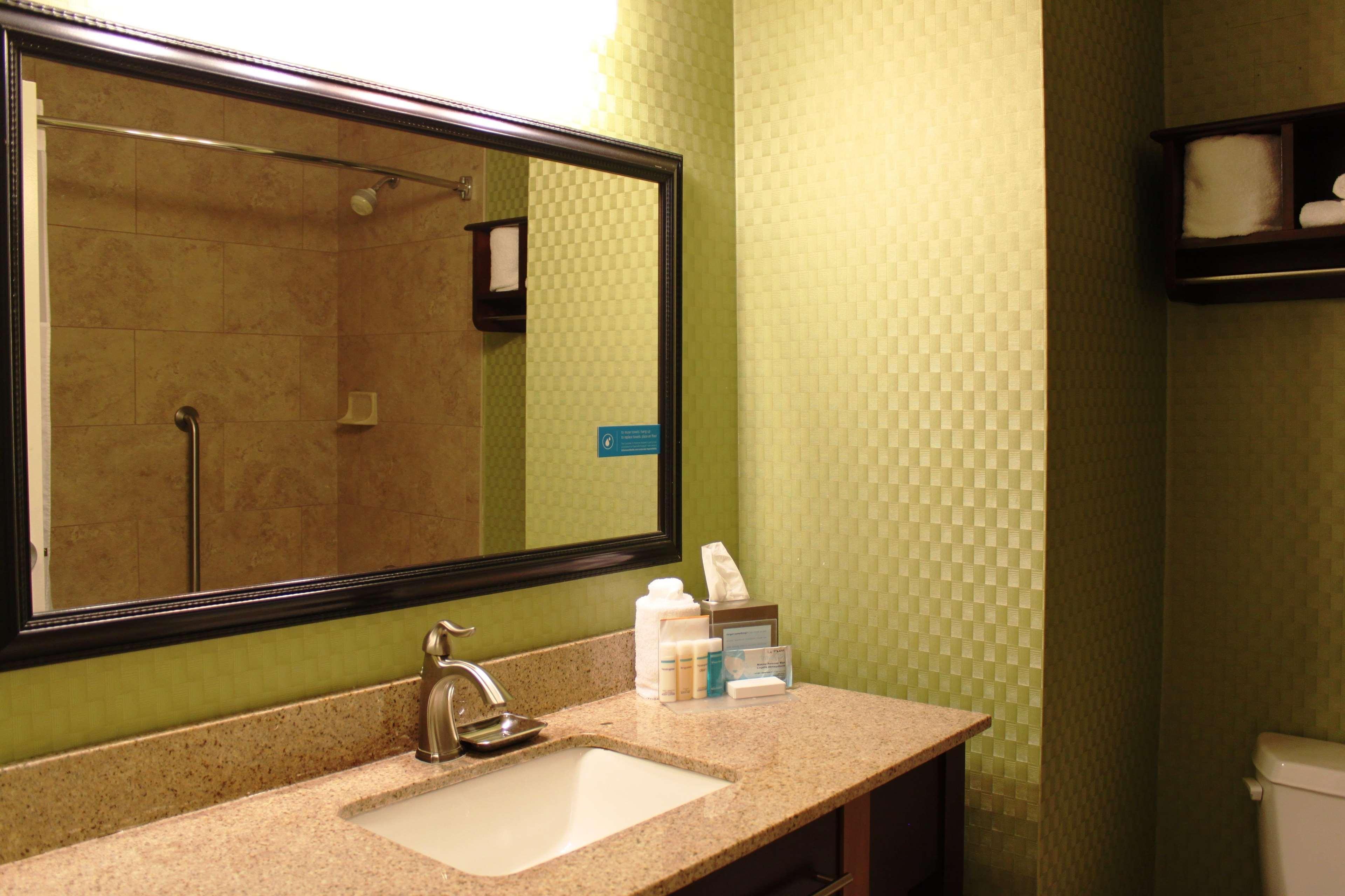 Double King Bed Non Smoking