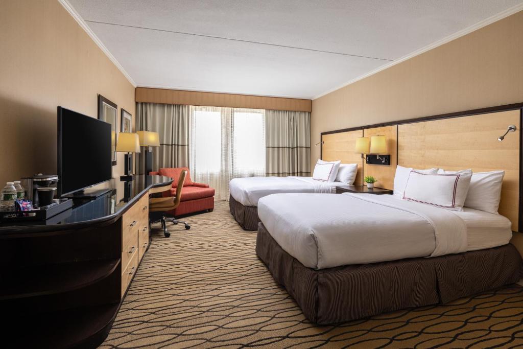 Quadruple Two Double Beds