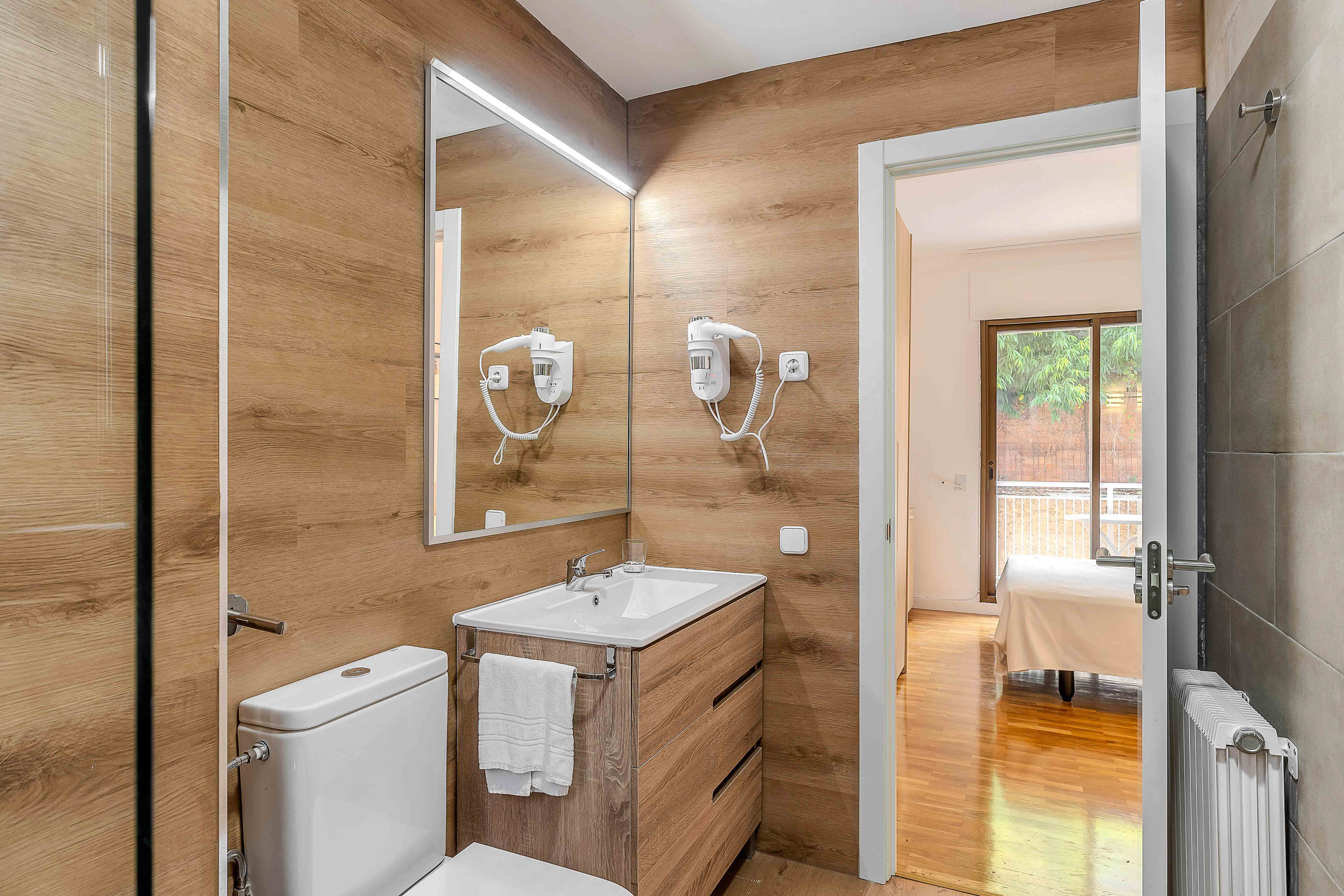 Apartment Capacity 4