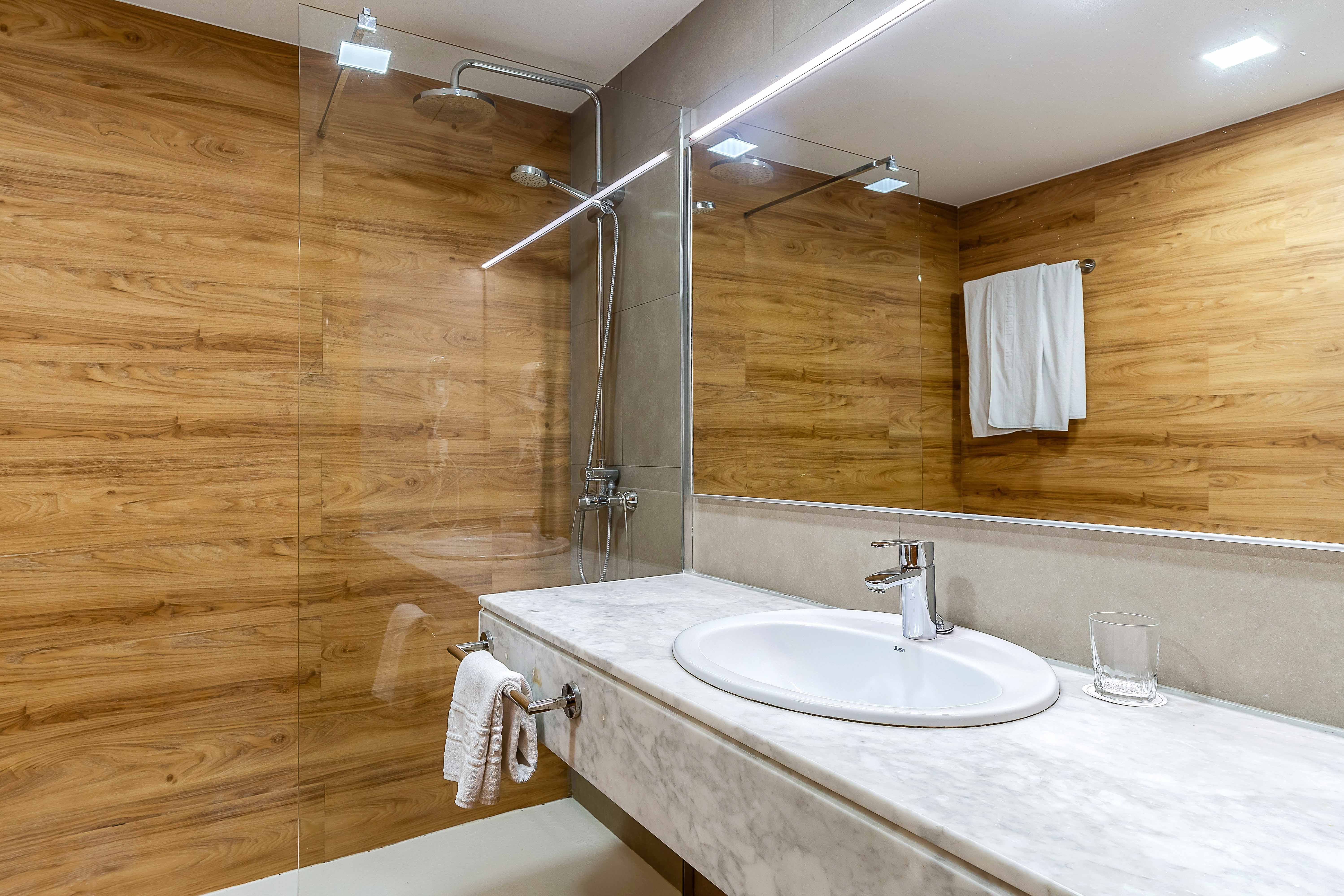 Apartment Capacity 1