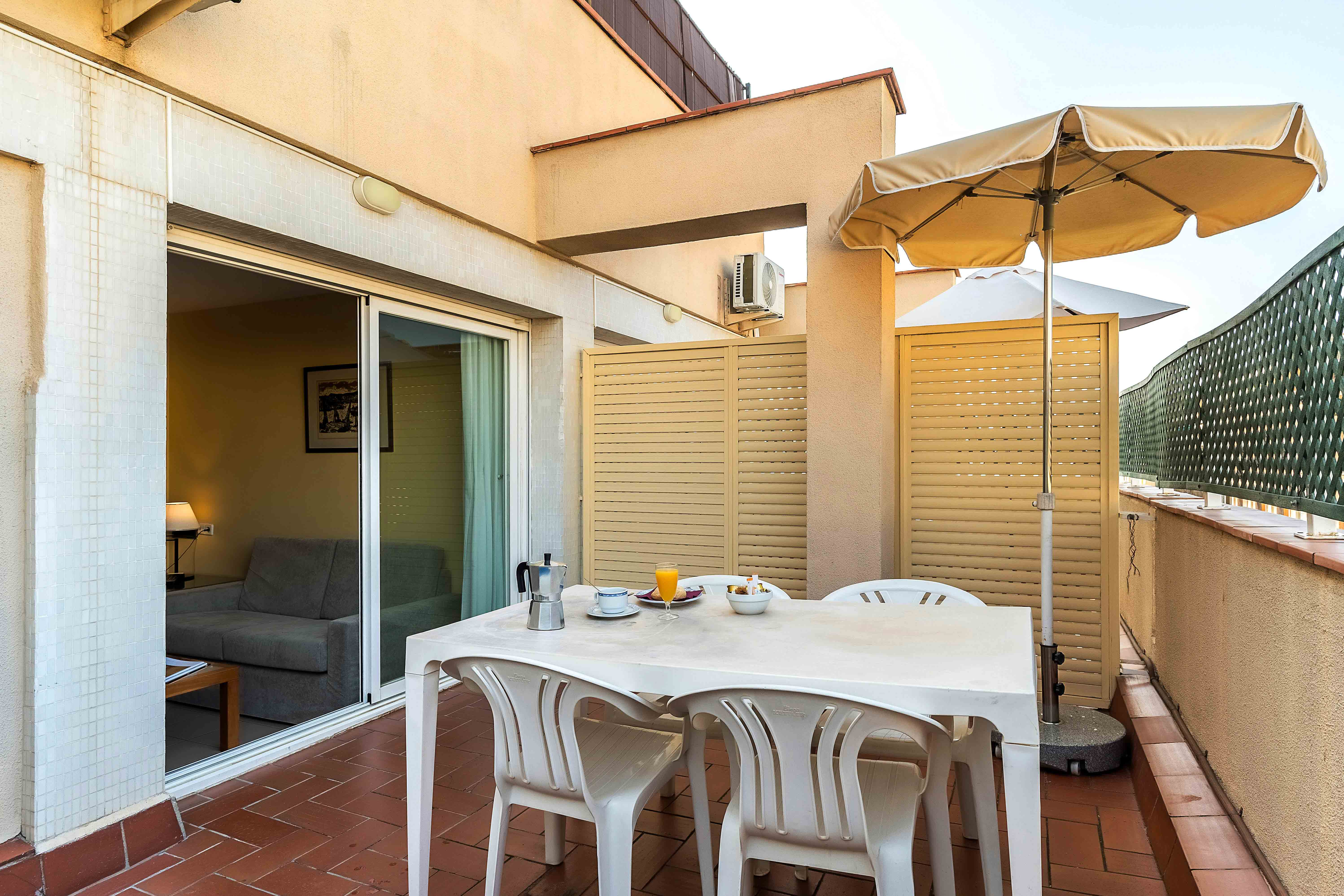 Apartment with Terrace