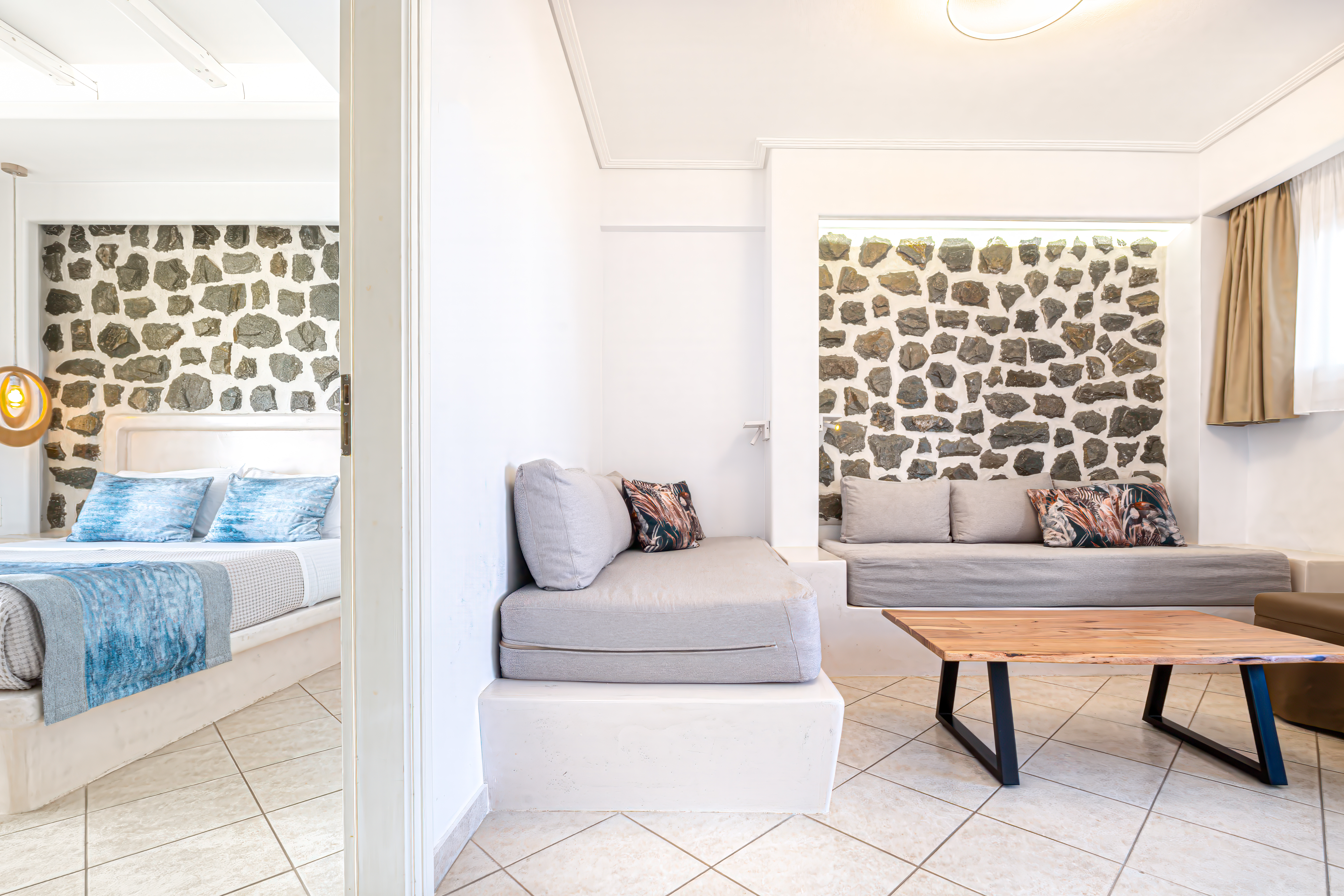 Suite Deluxe Pool View