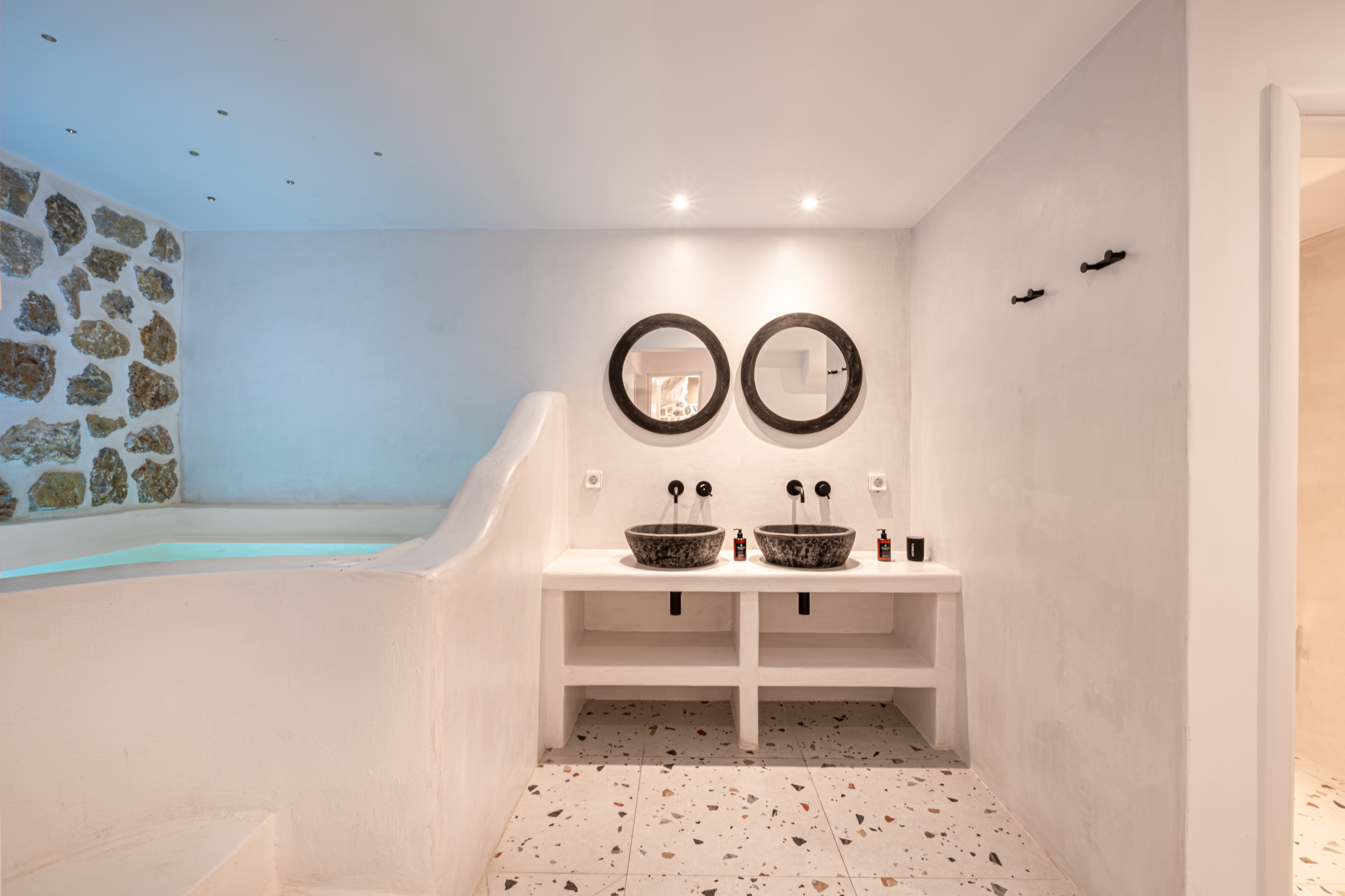 Suite Two Bedrooms Two Bathrooms