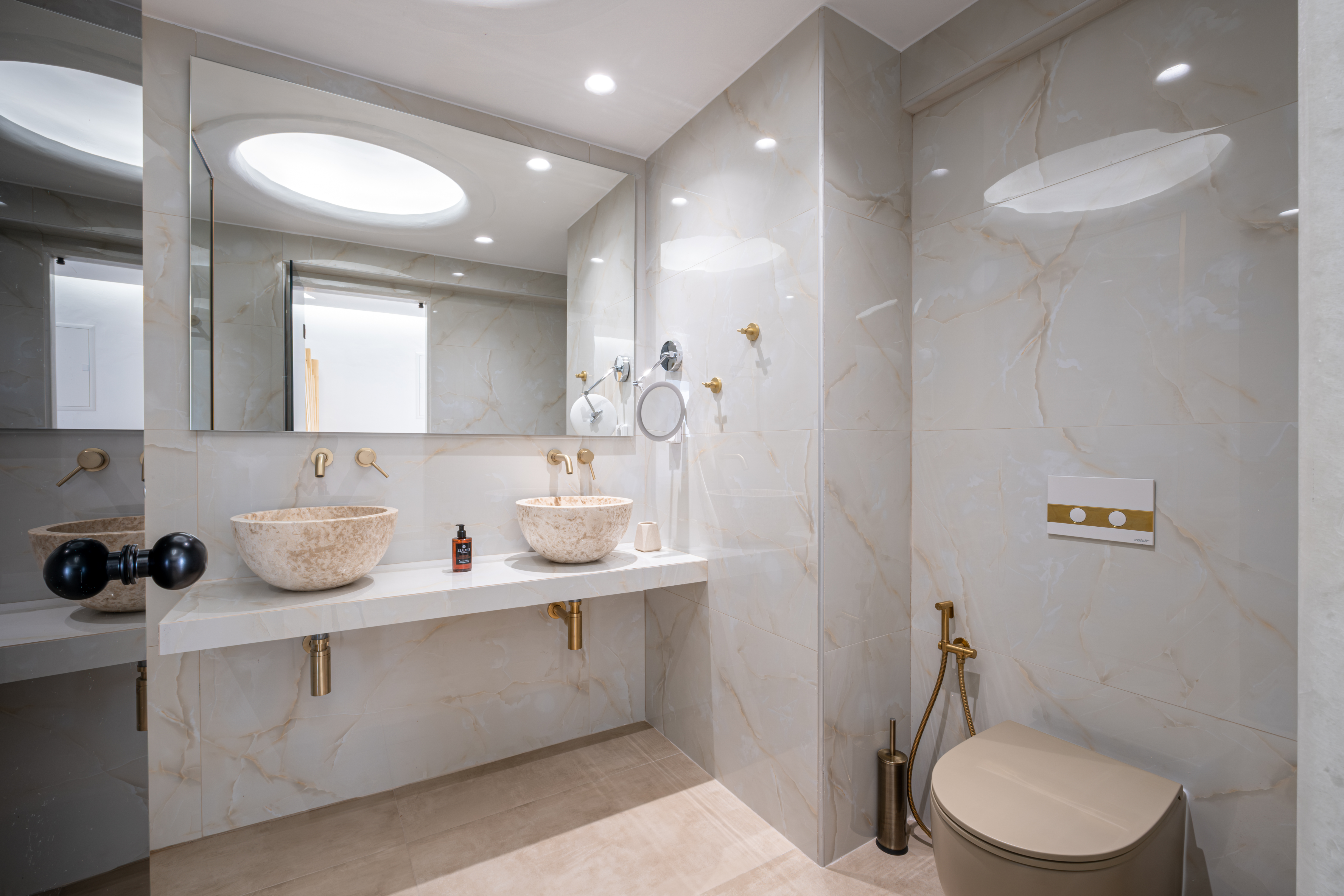 Suite One Bedroom Two Bathrooms