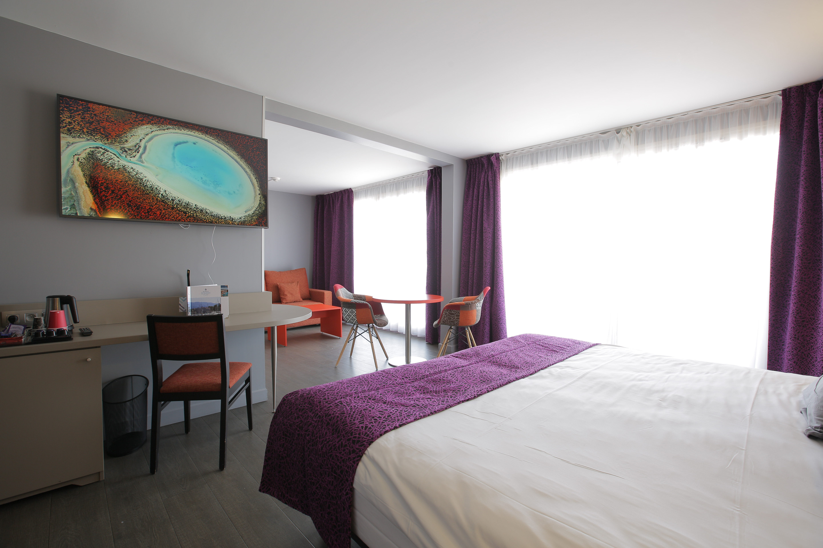 Family Room Lake View