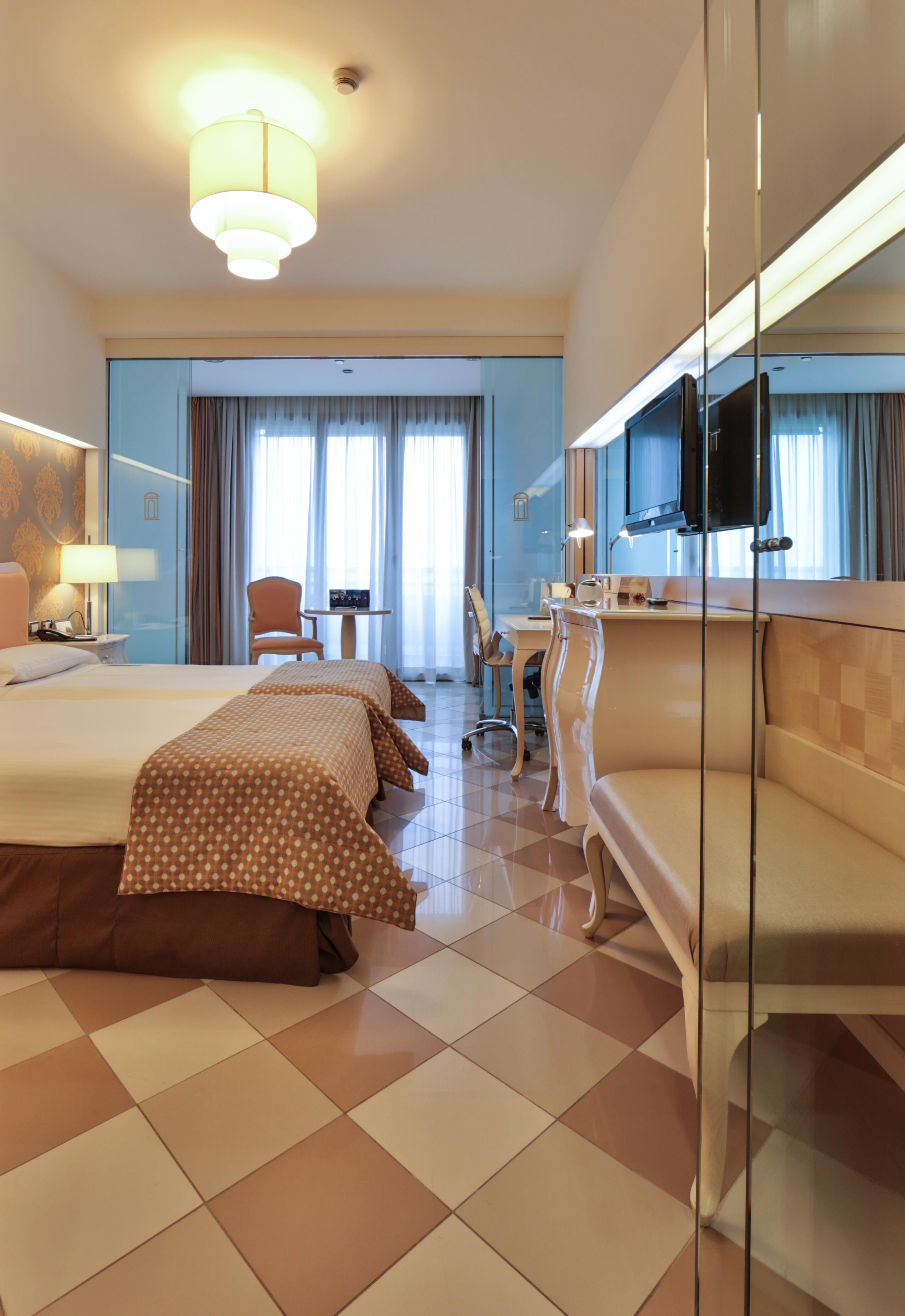 Double or Twin Superior