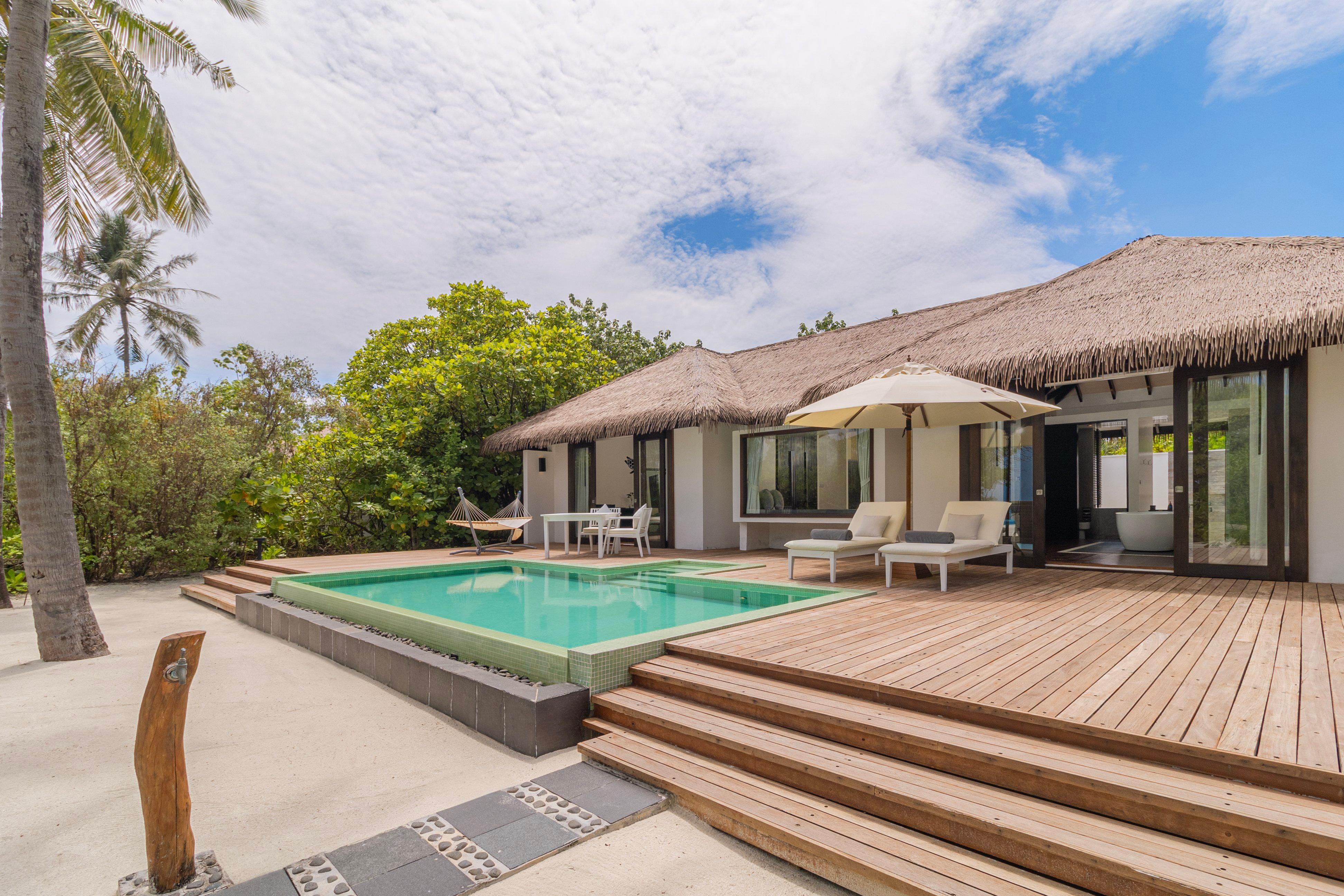 Villa Beach Front with Private Pool