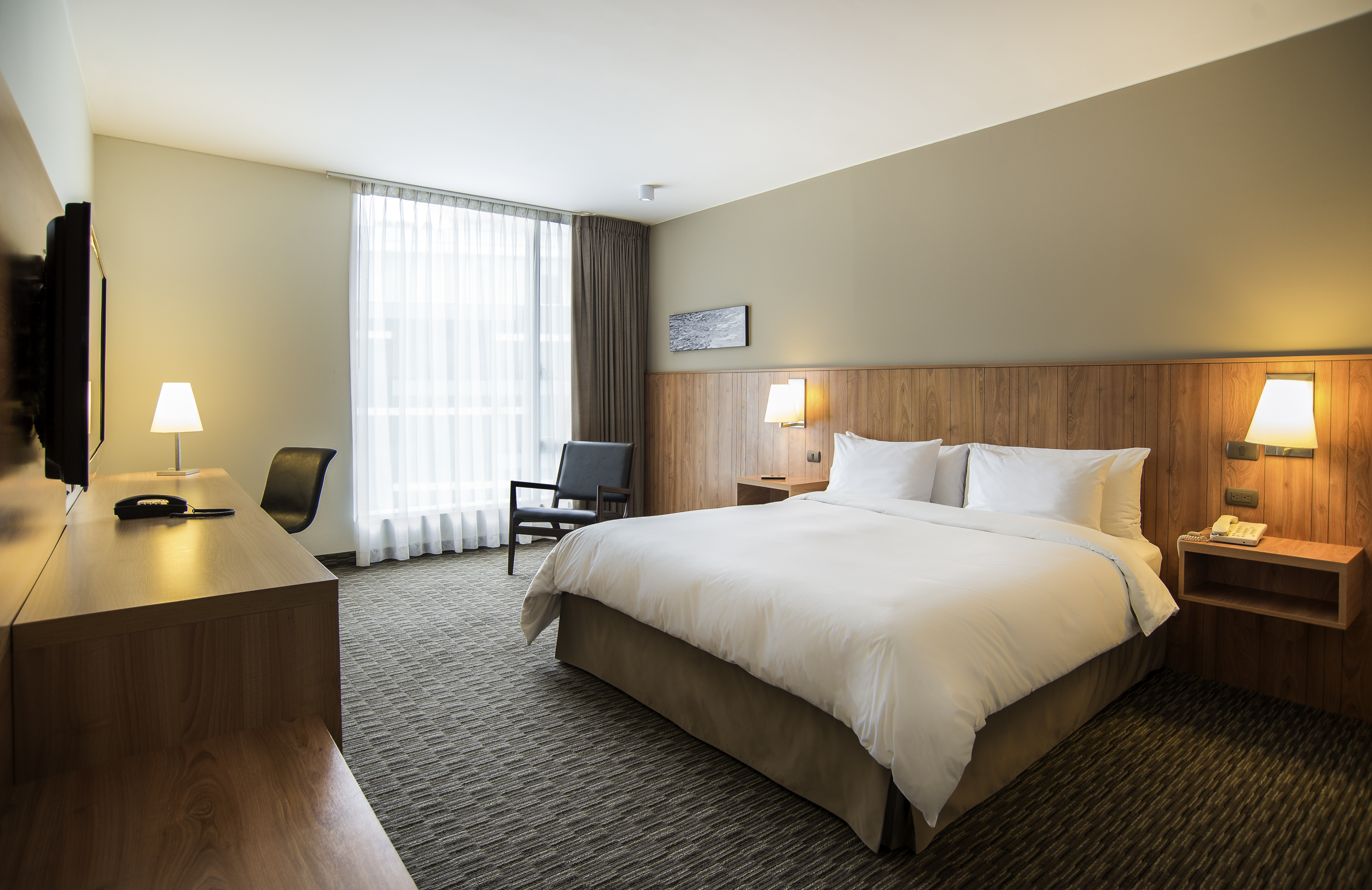 Junior Suite King Size Bed