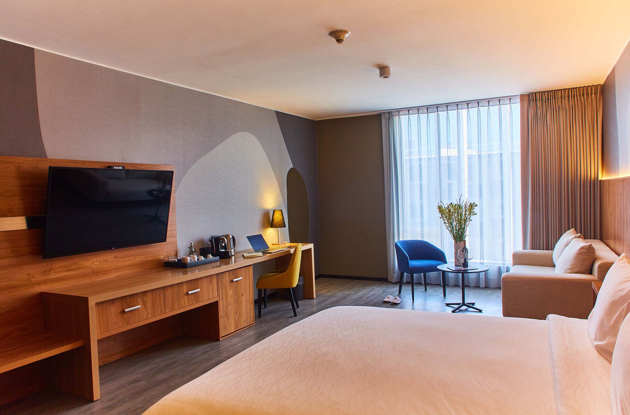 Junior Suite King Size Bed