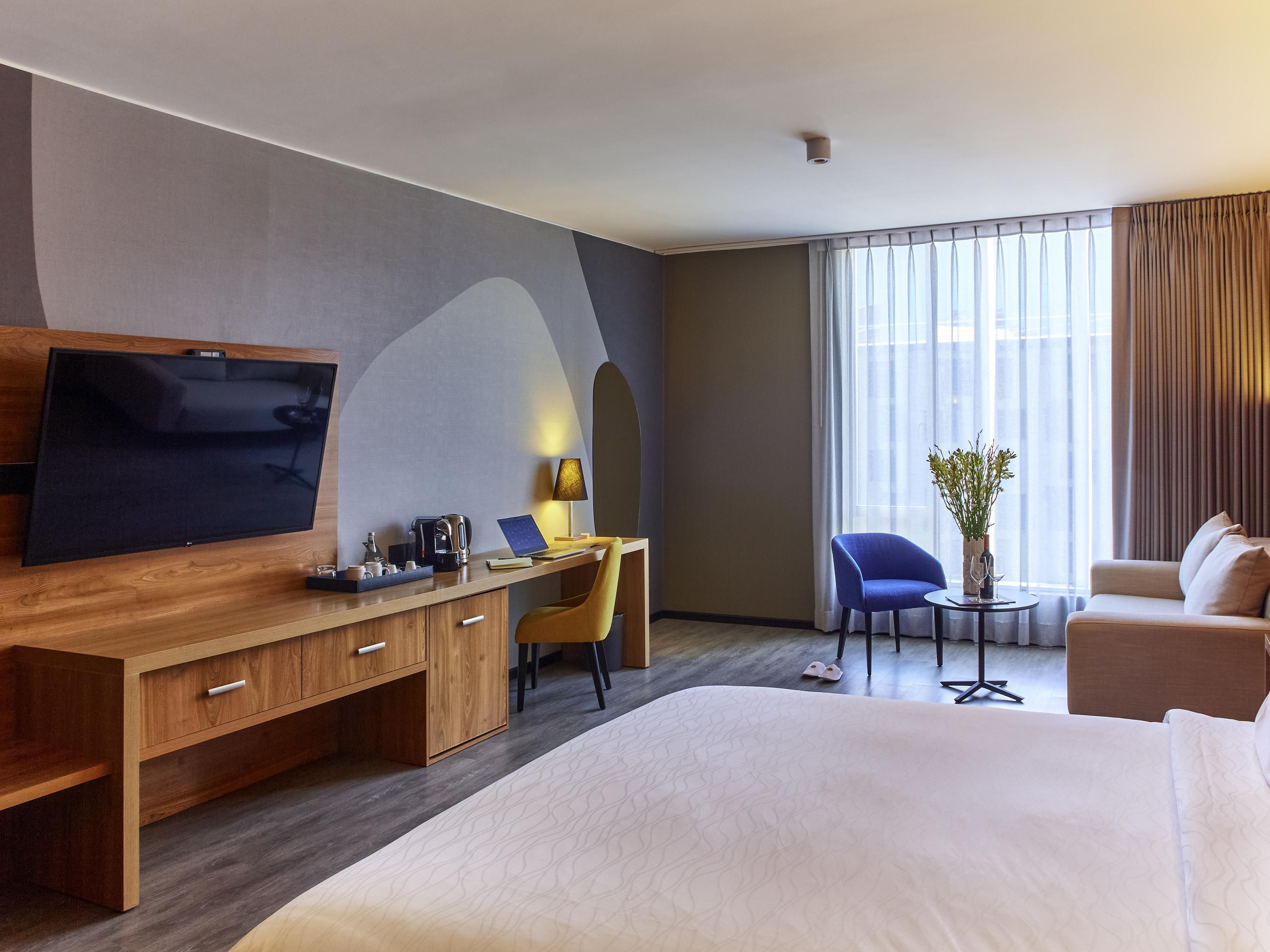 Junior Suite King Size Bed