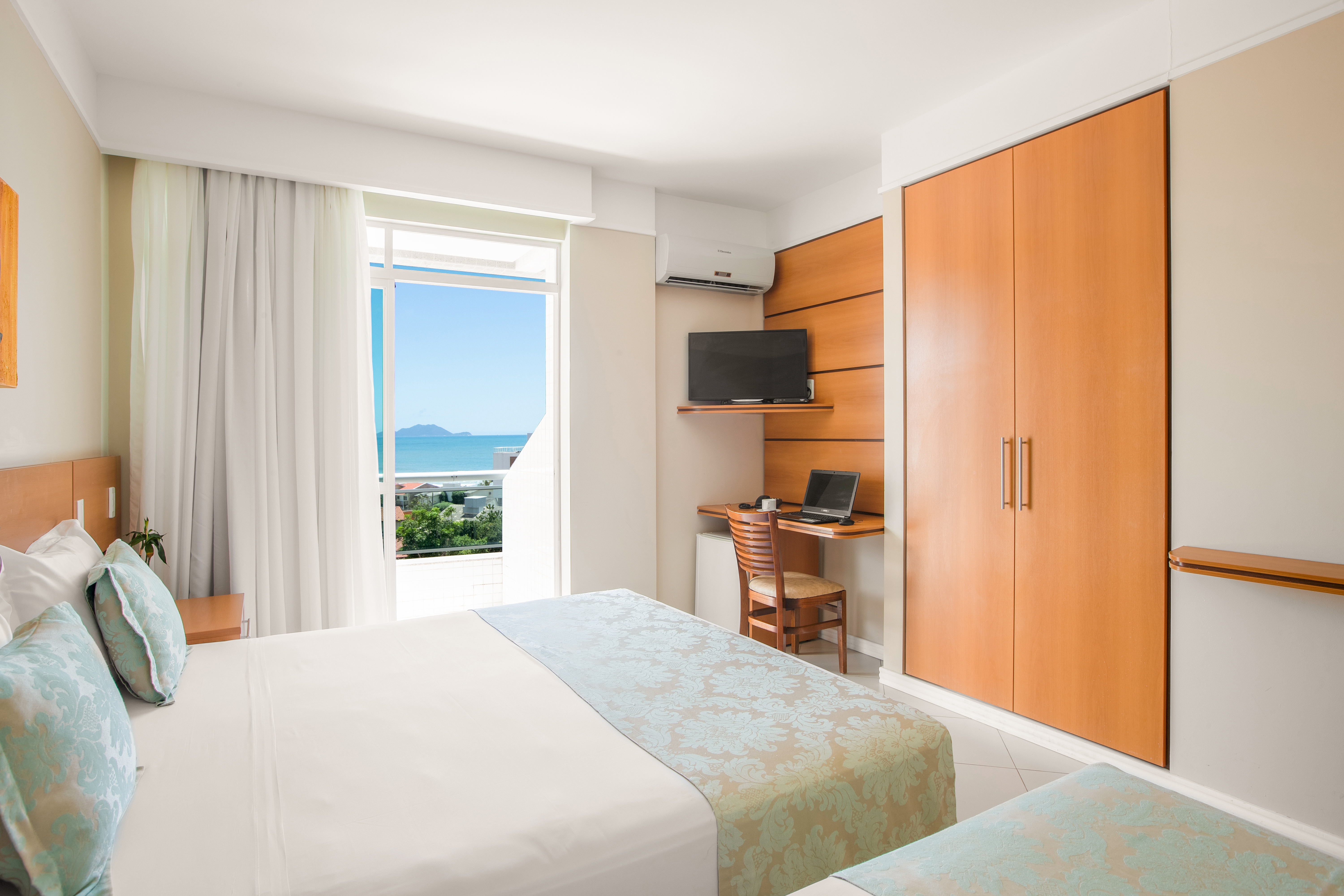 Single Deluxe Sea View