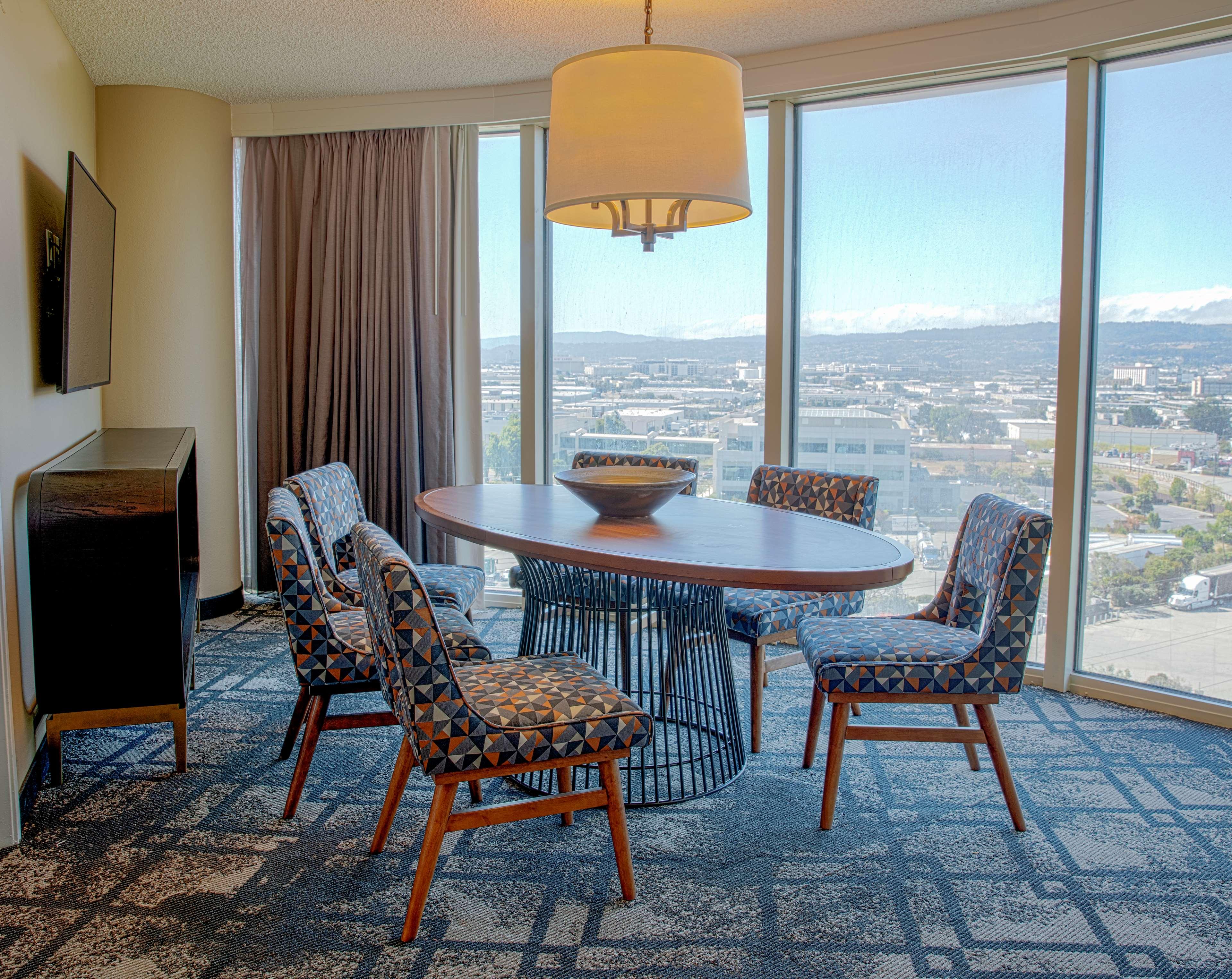 Suite Two Queen Beds