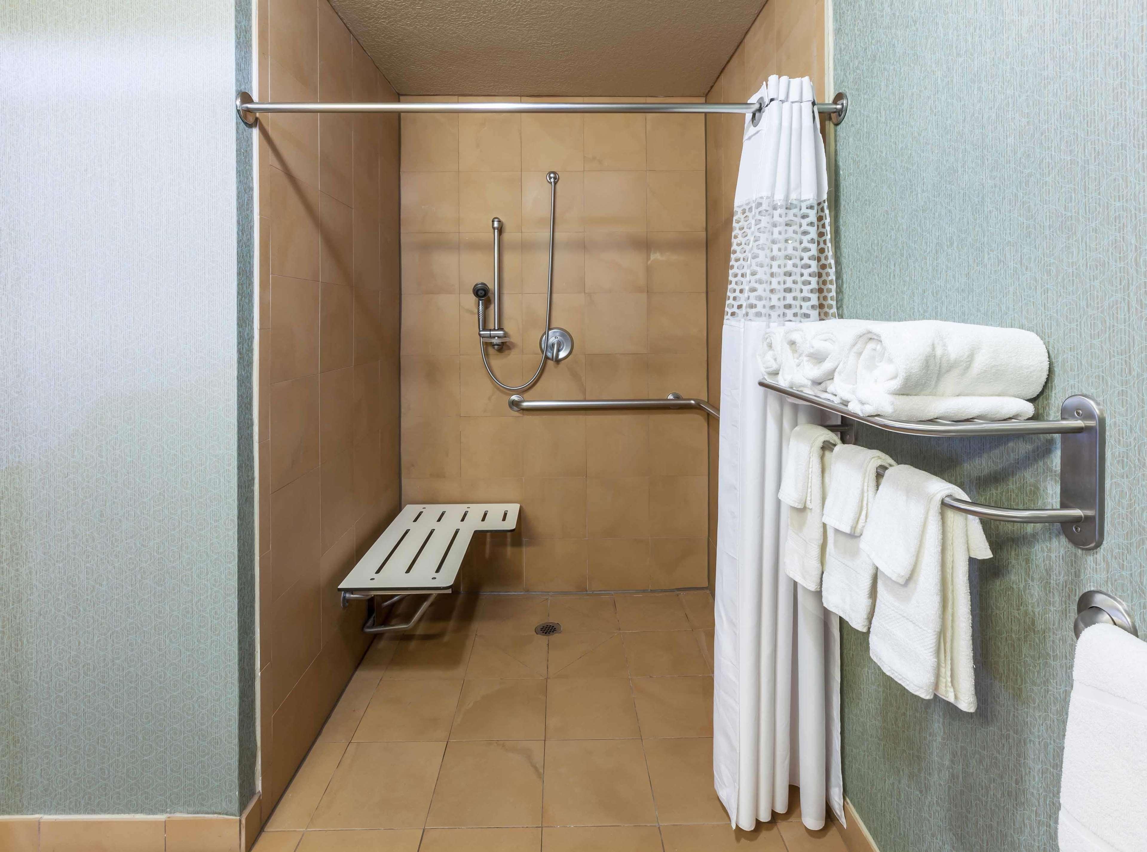 Studio King Size Bed