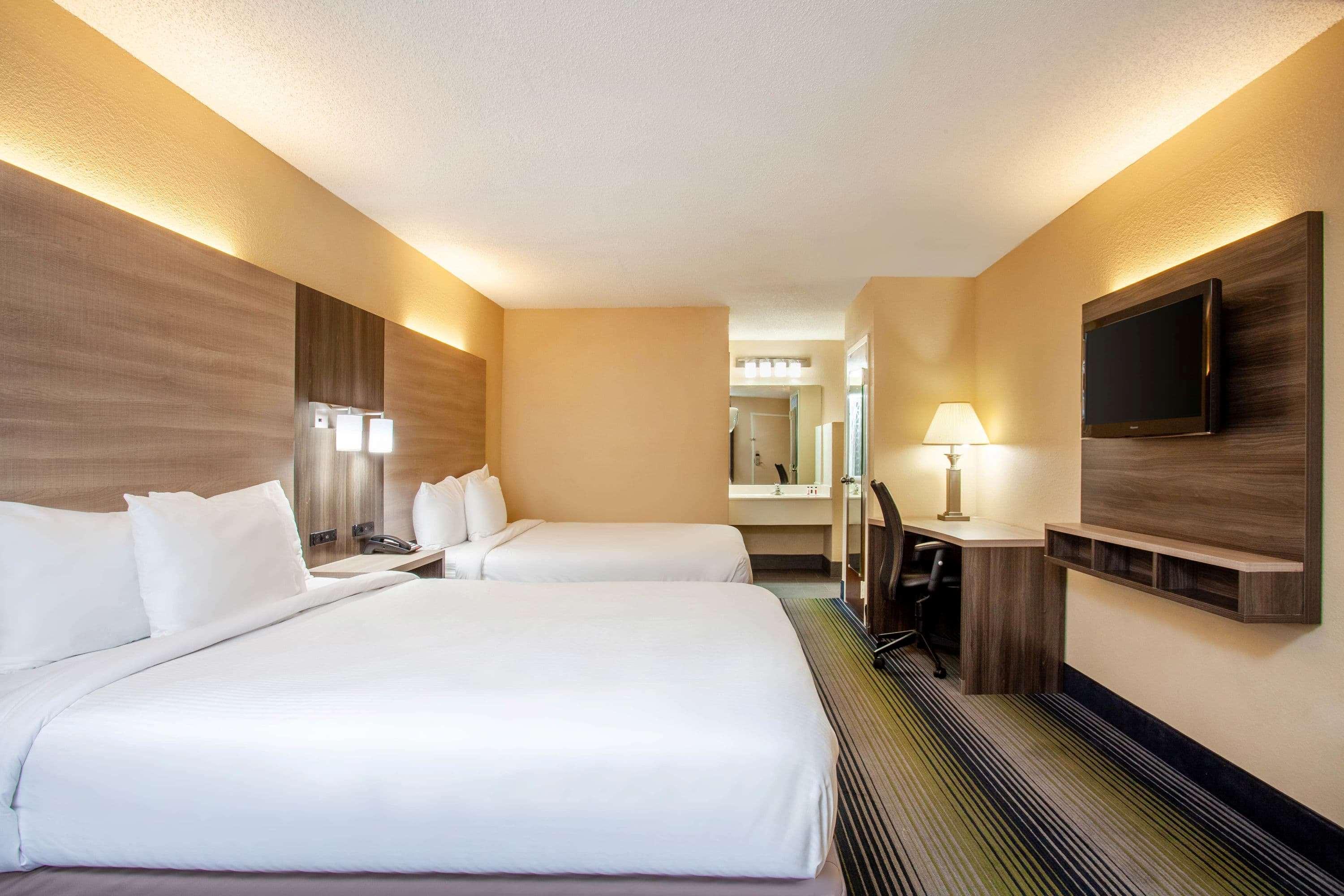 Double Two Queen Beds