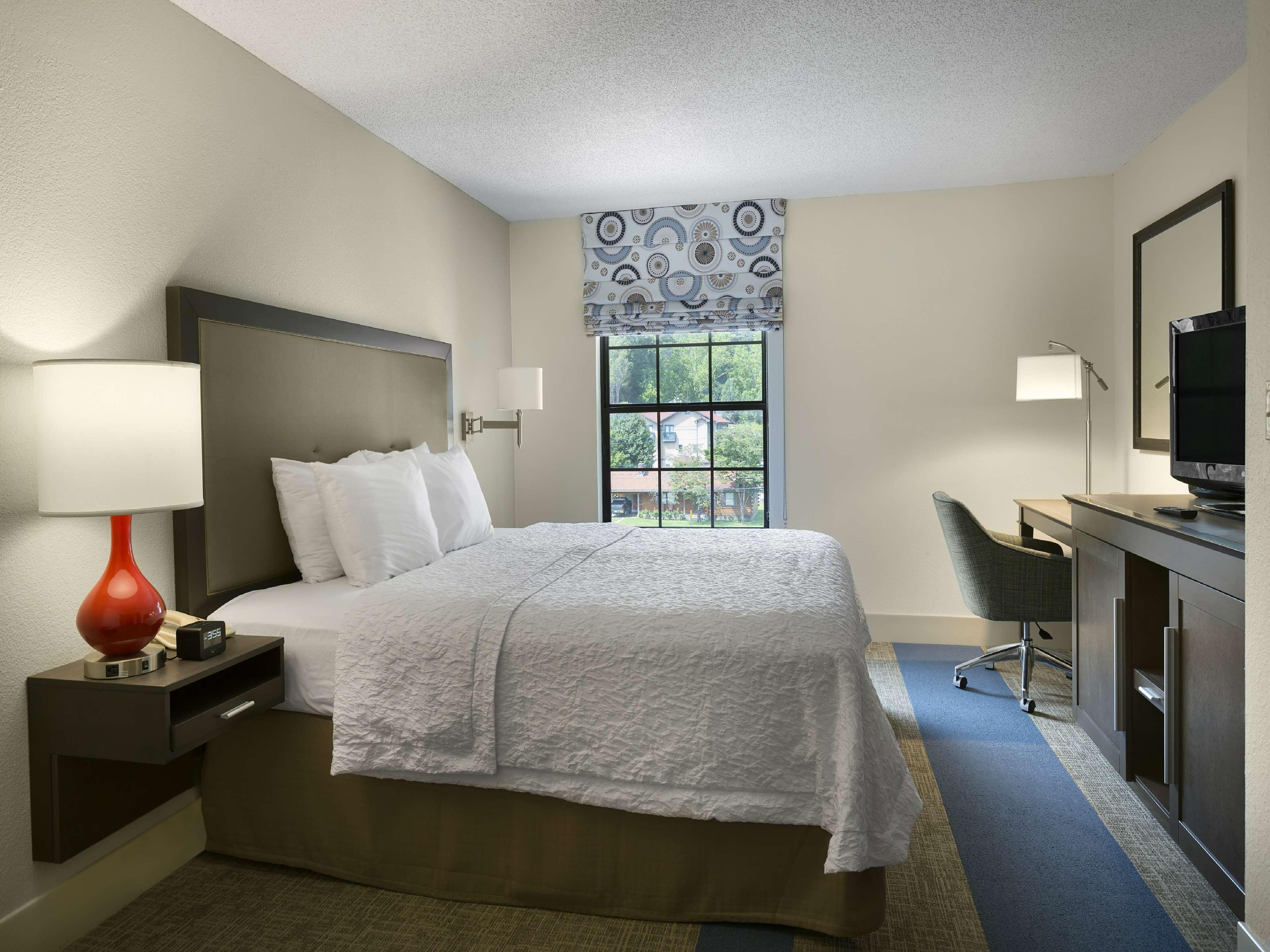 Studio King Size Bed