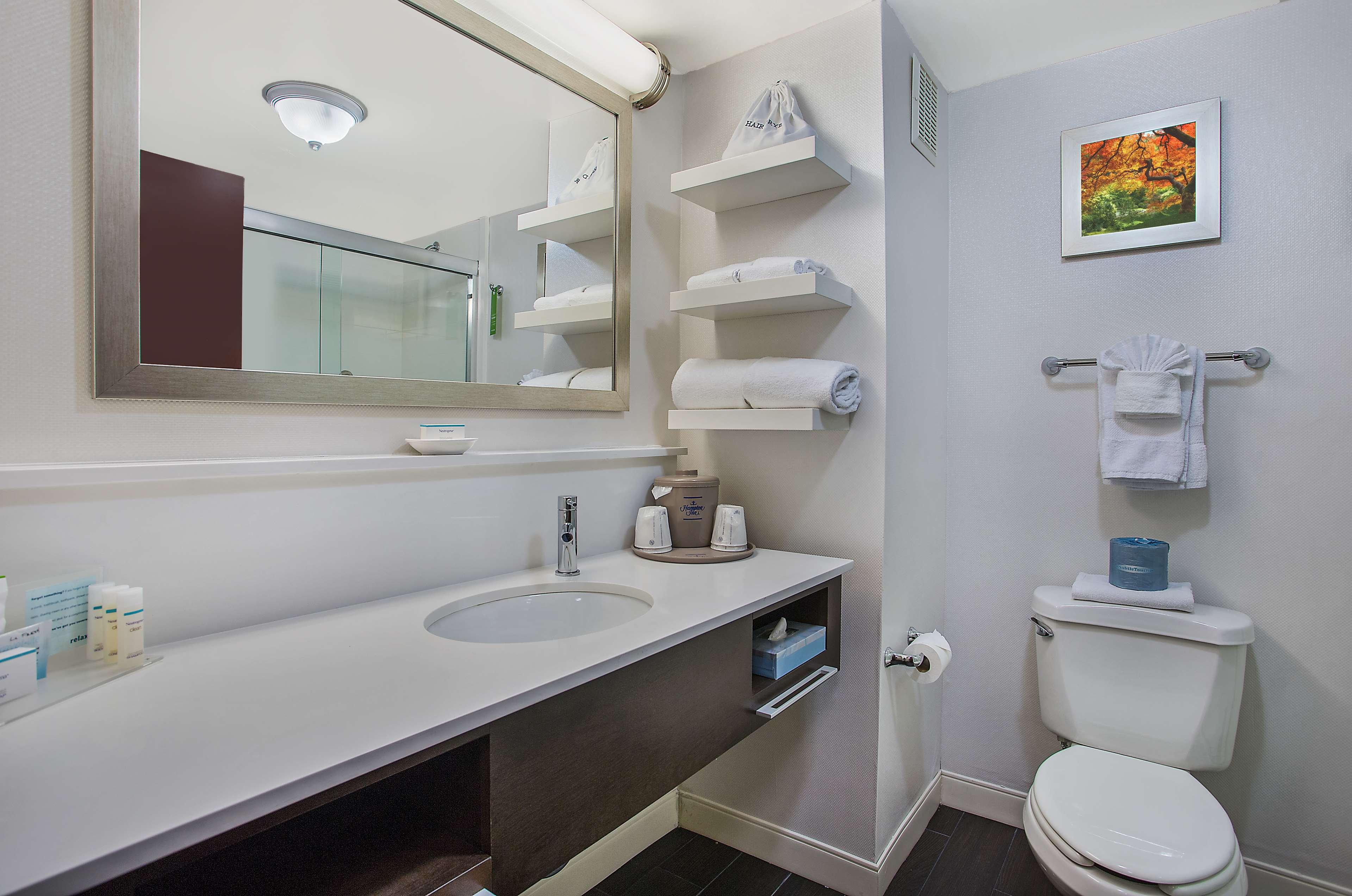 Studio King Size Bed