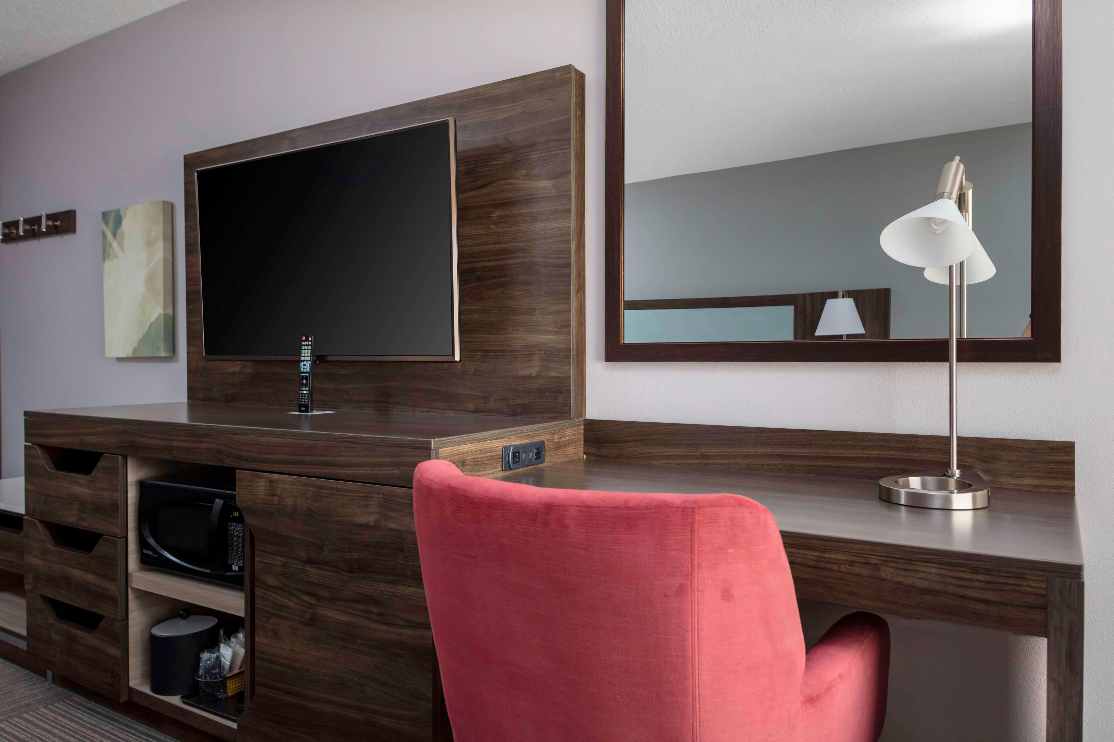 Double King Bed Non Smoking