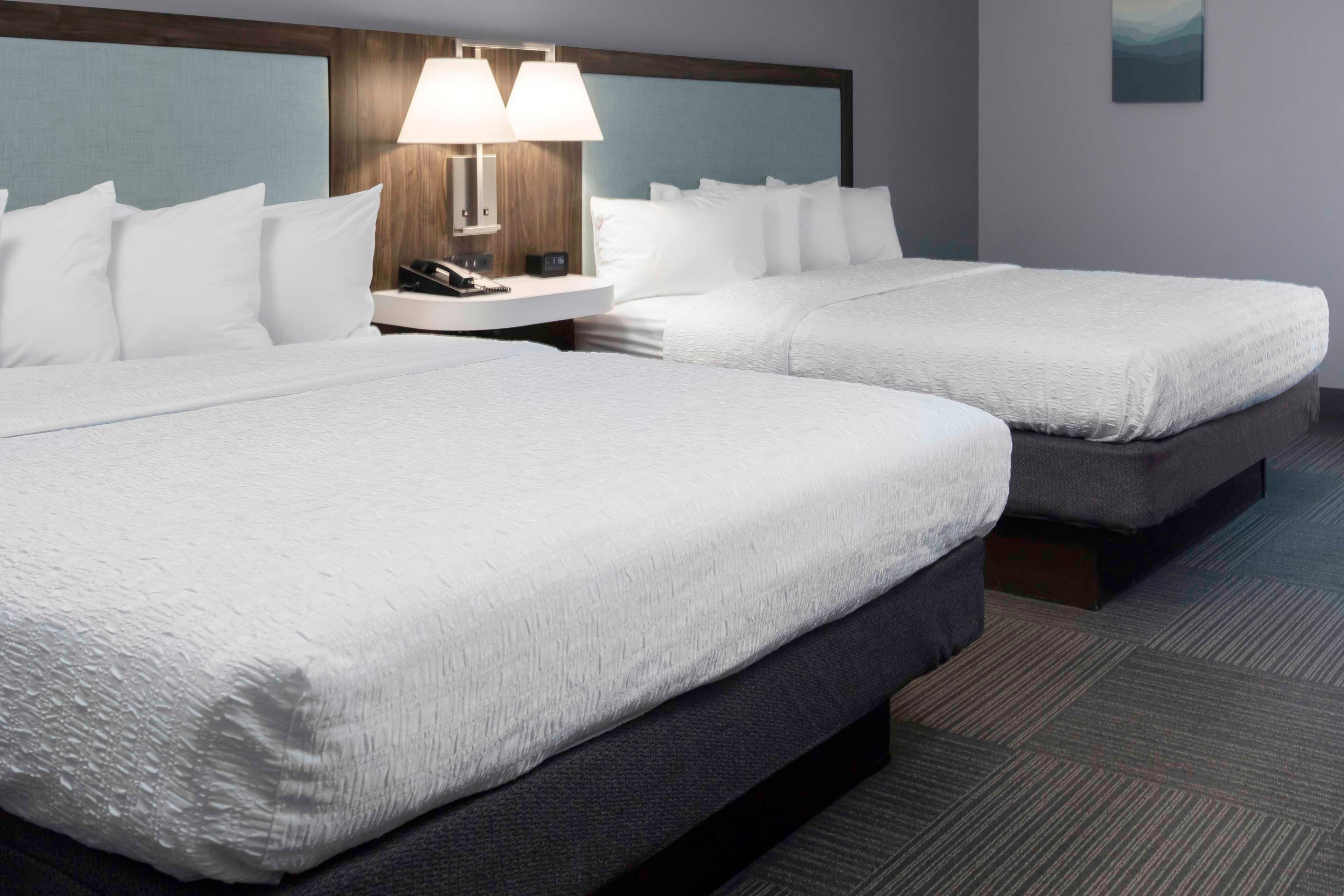 Double Two Queen Beds Non Smoking