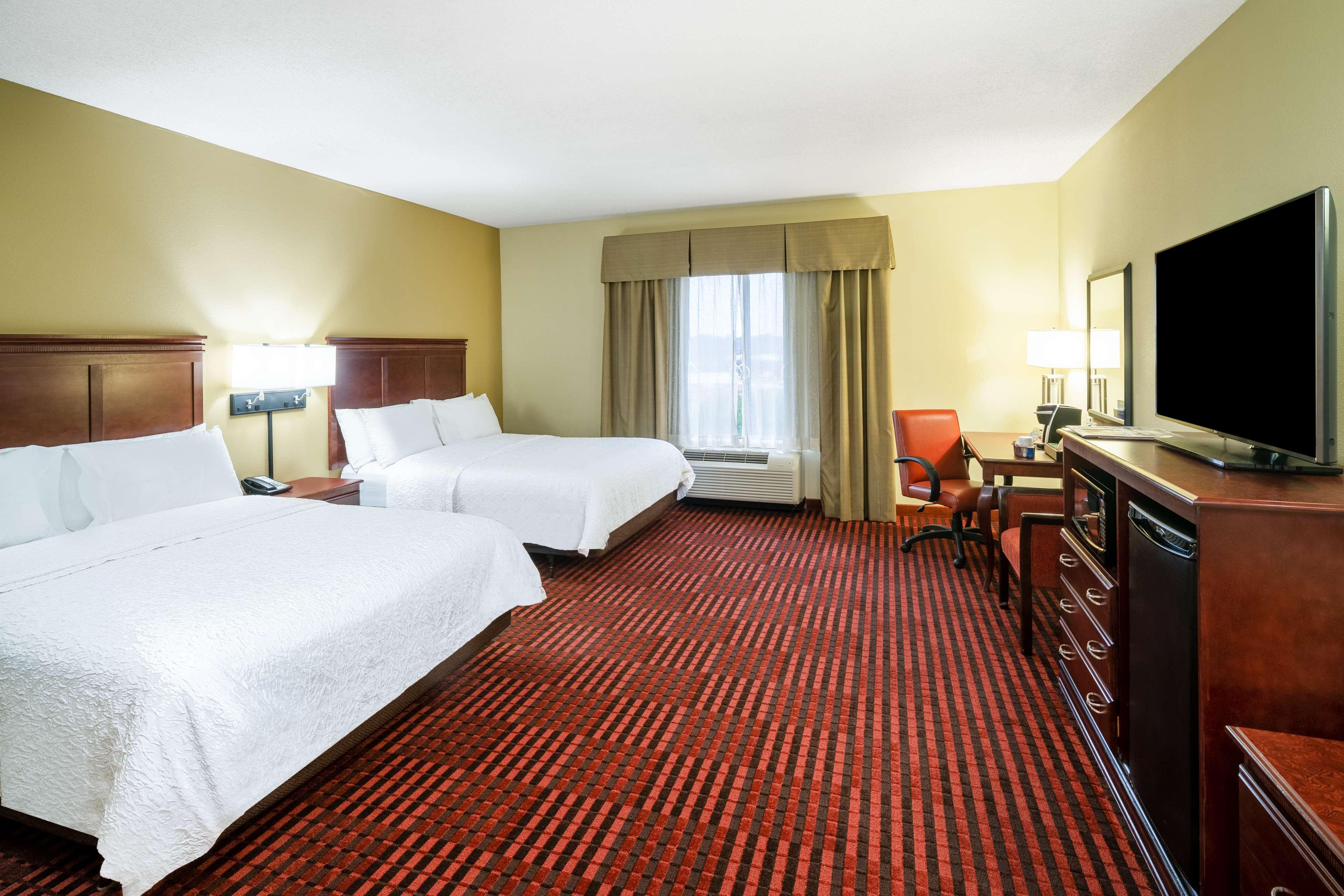 Double Two Queen Beds Non Smoking