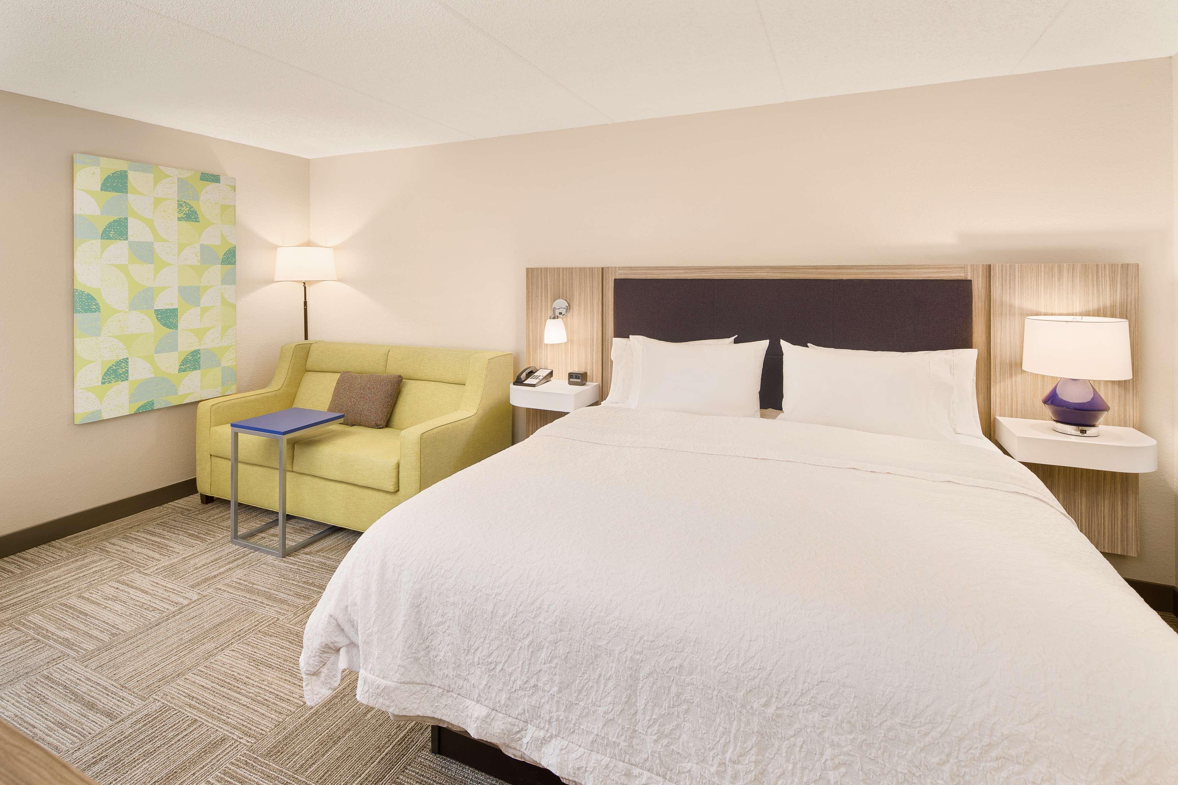 Double Deluxe King Bed