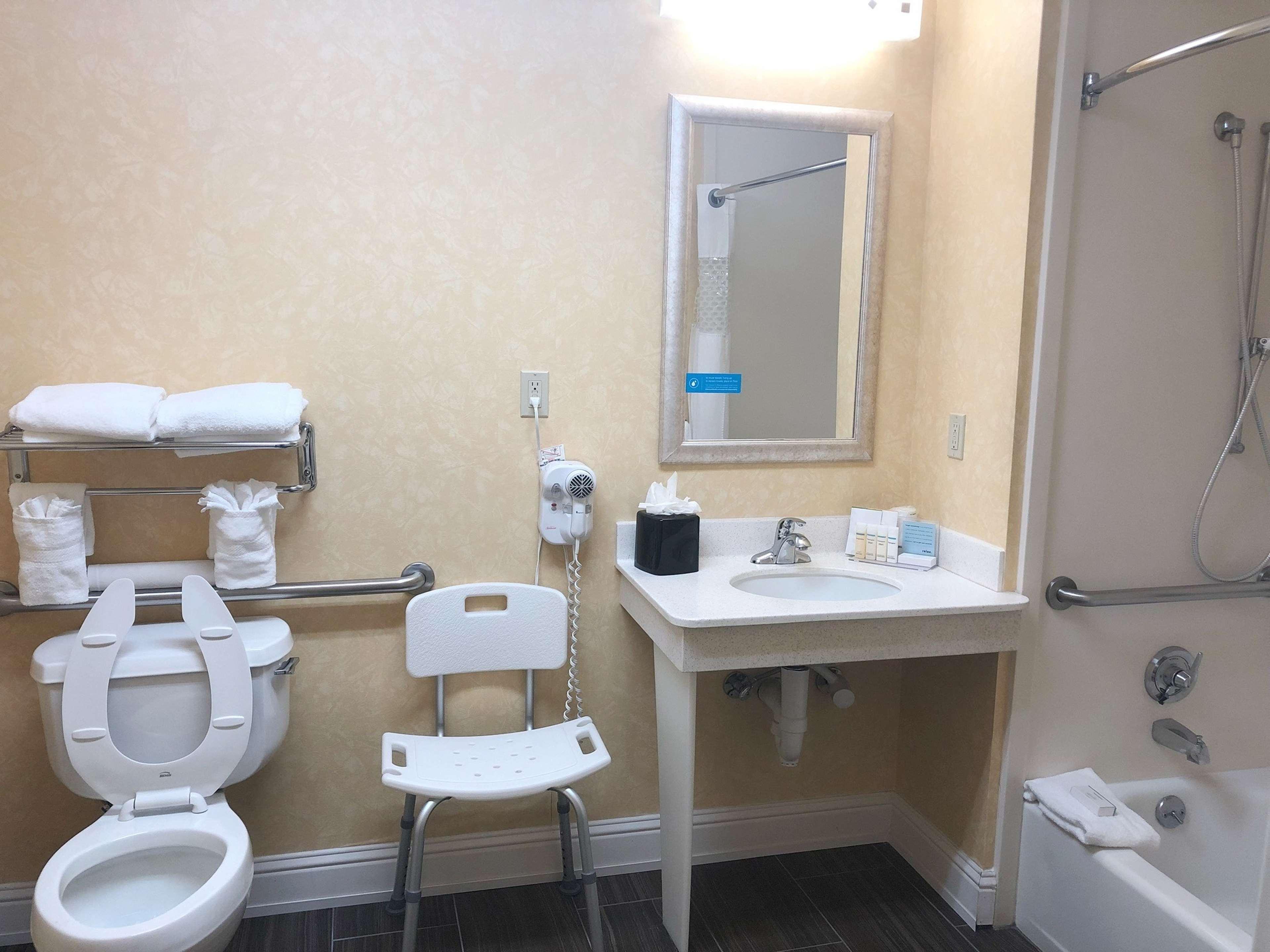 Double Two Queen Beds Non Smoking