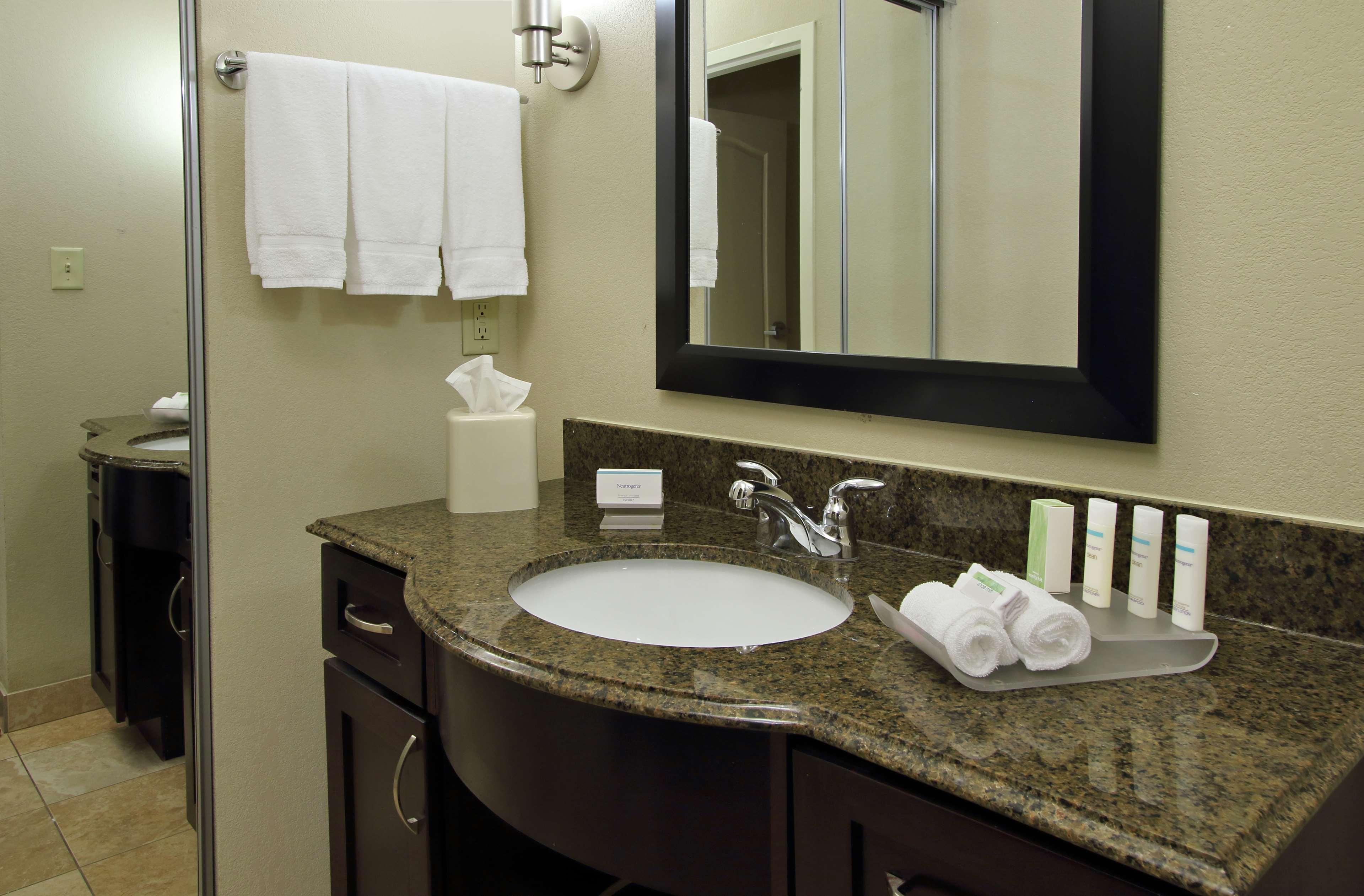 Suite Two Bedrooms Two Bathrooms