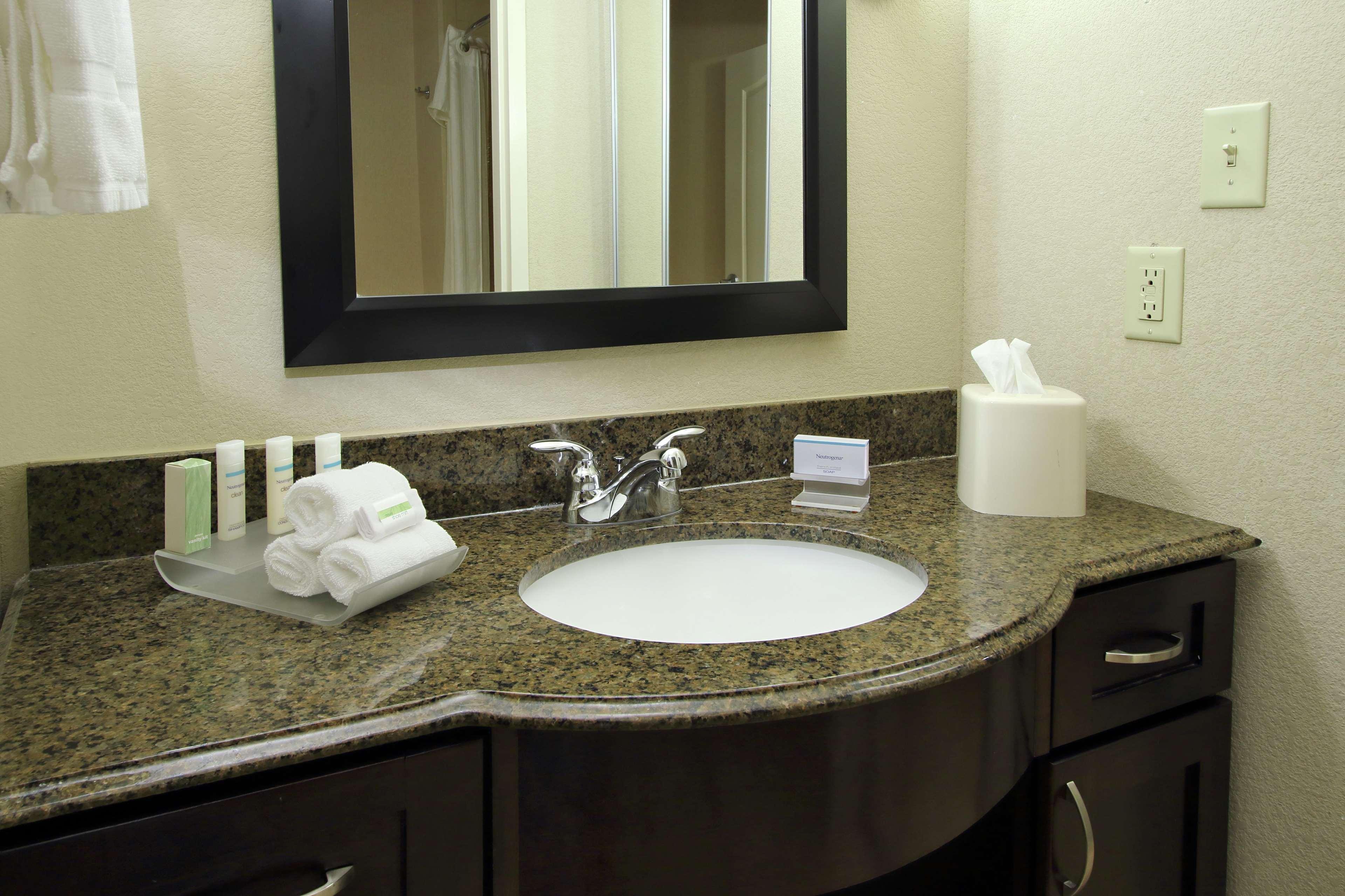 Suite Two Queen Beds