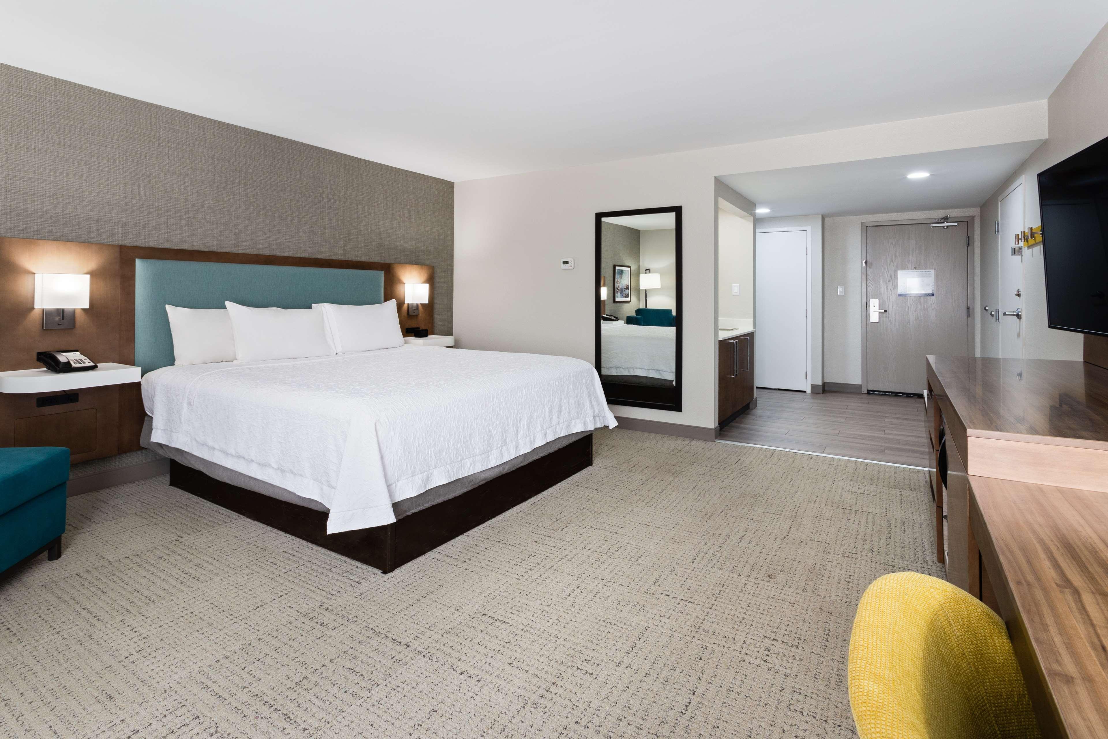 Double King Bed Non Smoking