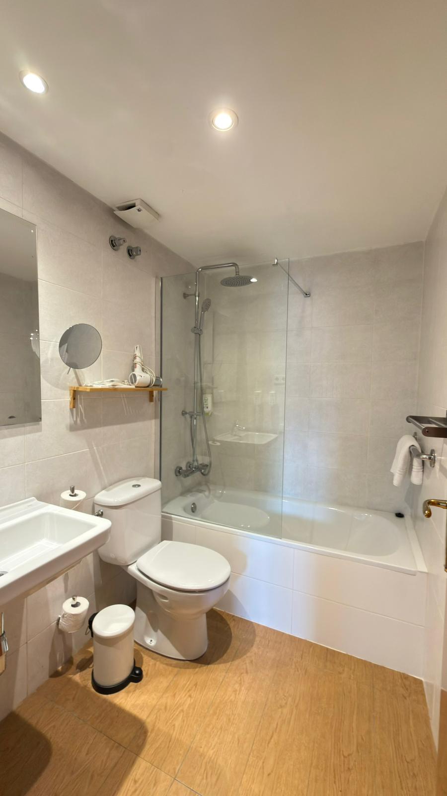 Apartment Capacity 7 Three Bedrooms