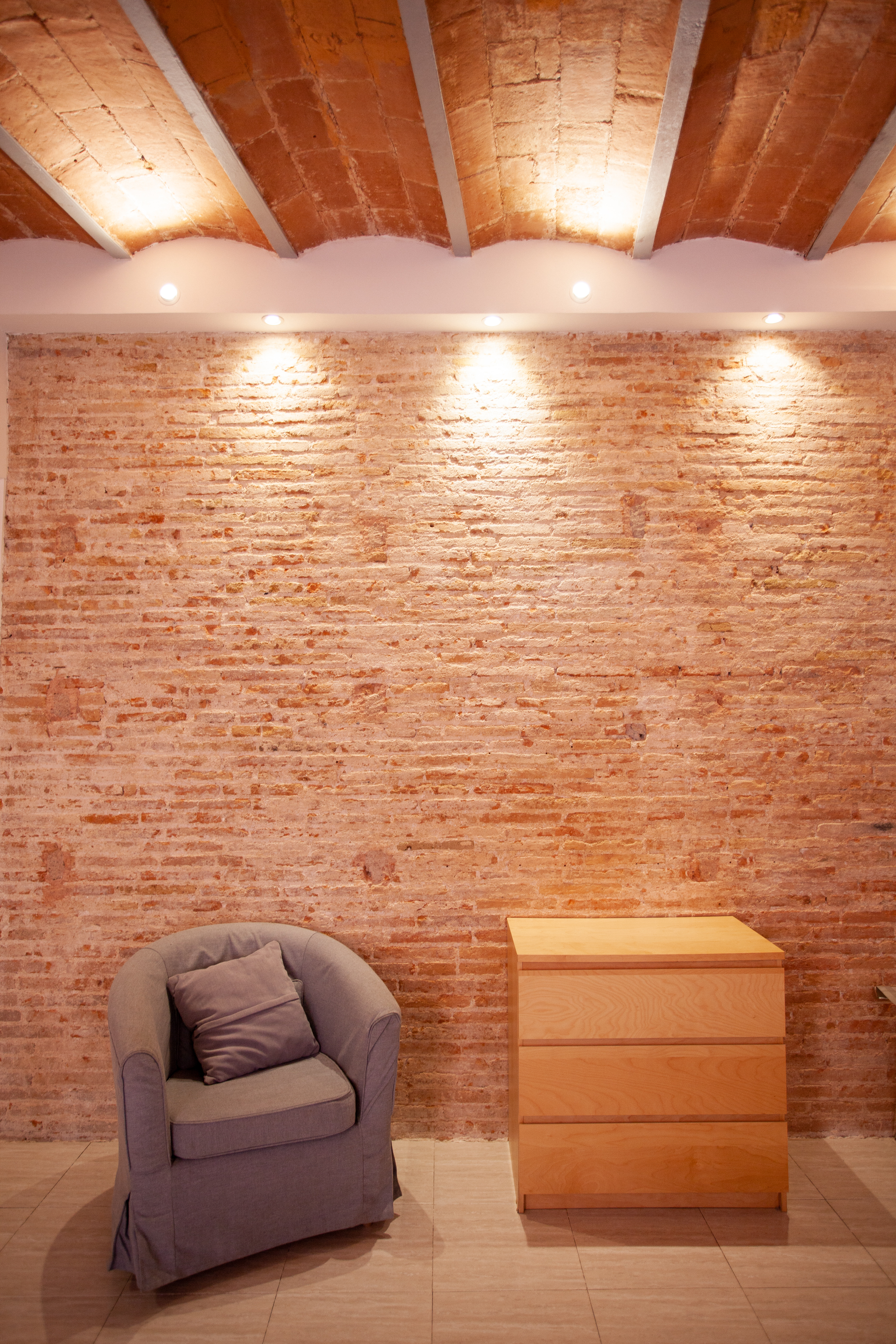 Apartment Capacity 4