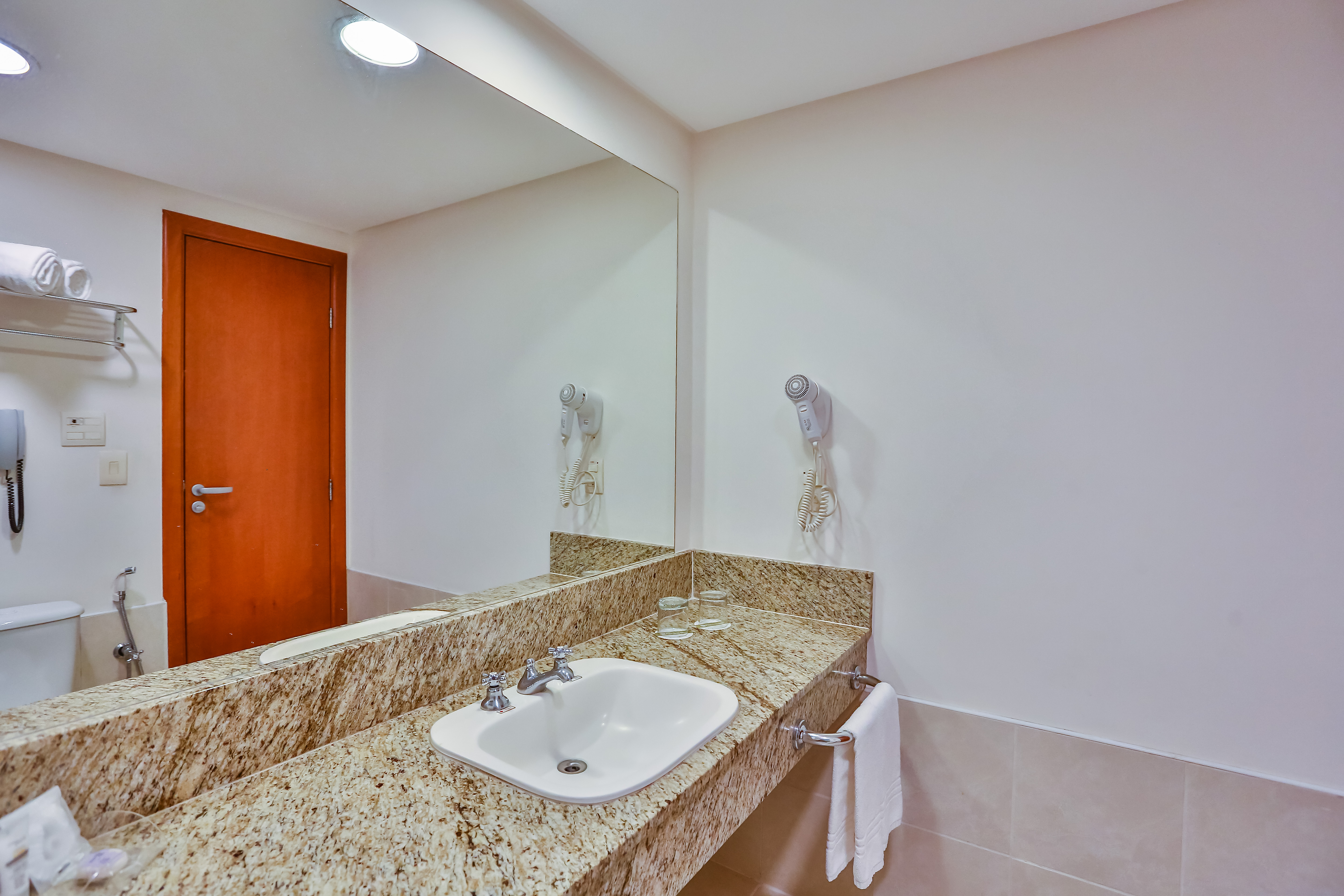 Double Superior Queen Bed