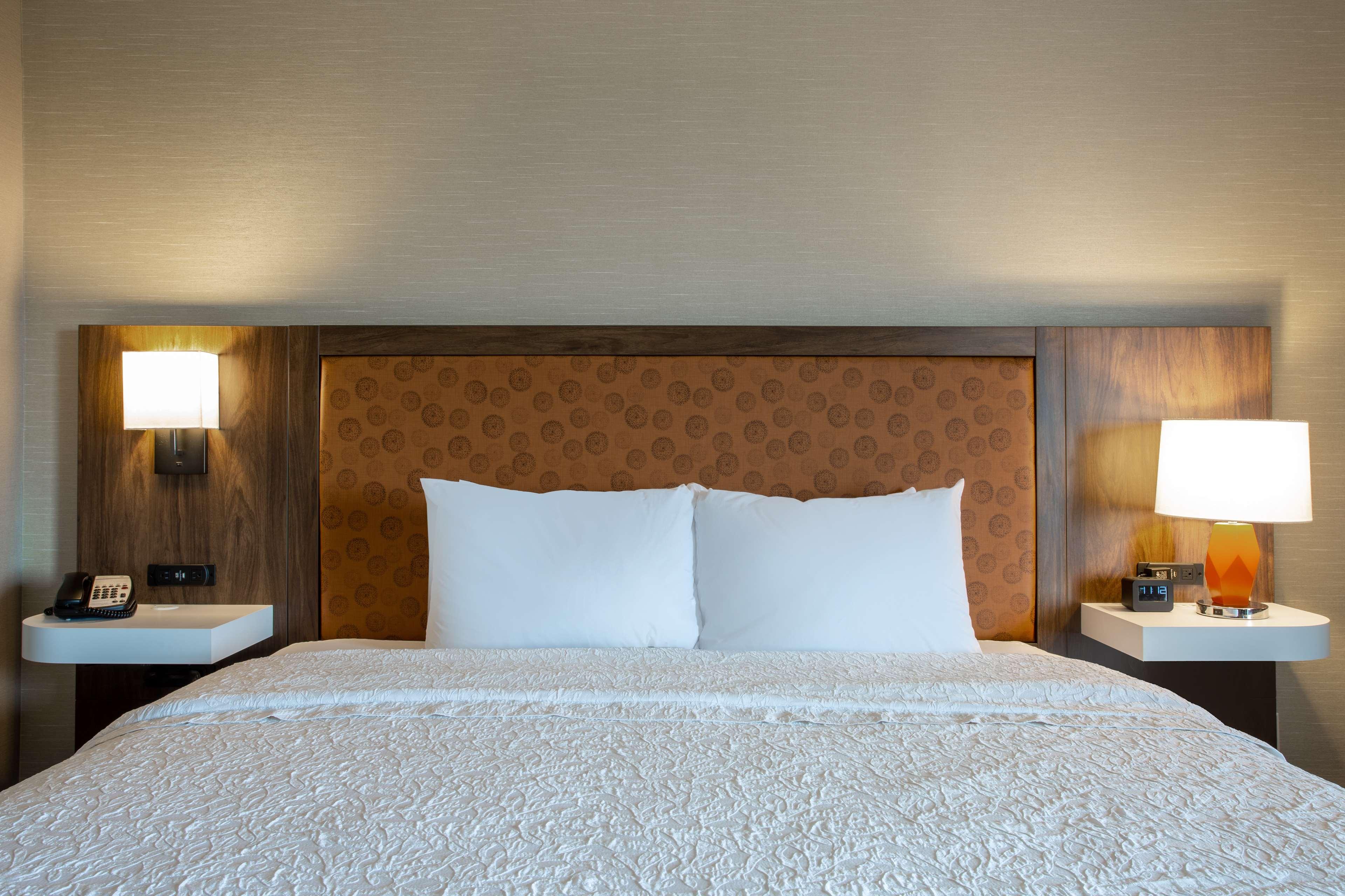 Double Deluxe King Bed